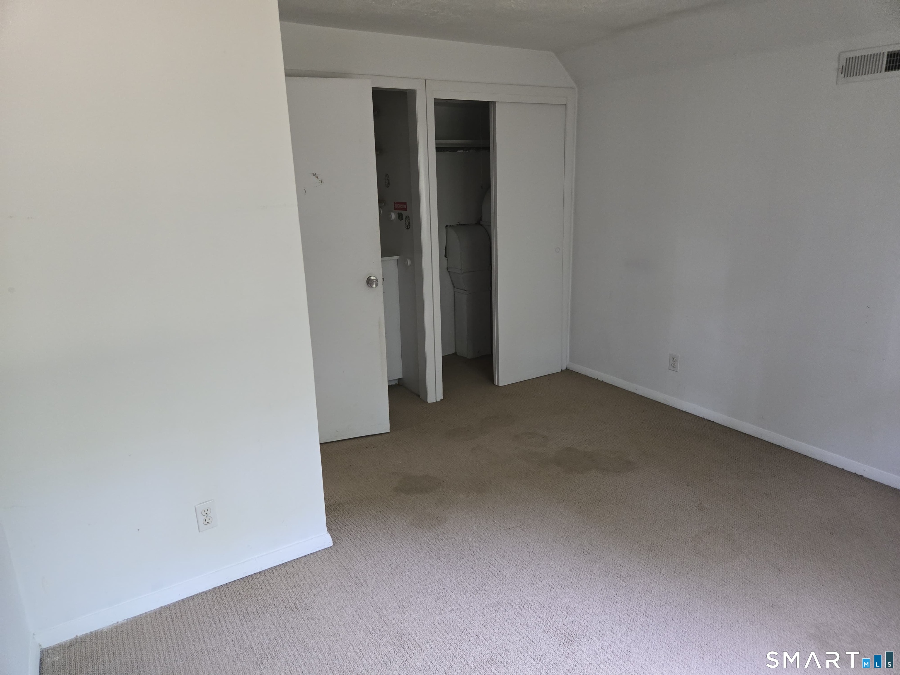 38 Ravenwood Drive photo 29