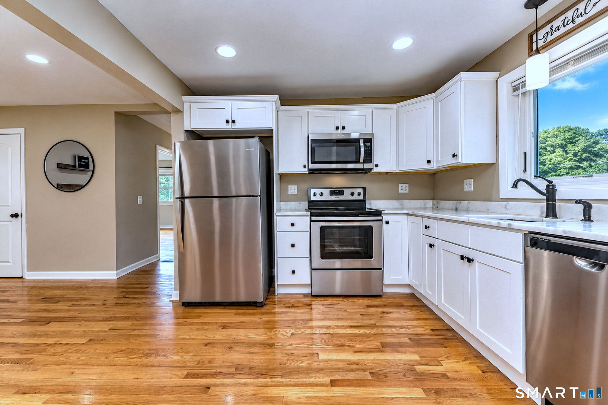 17 Riviera Terrace photo 13