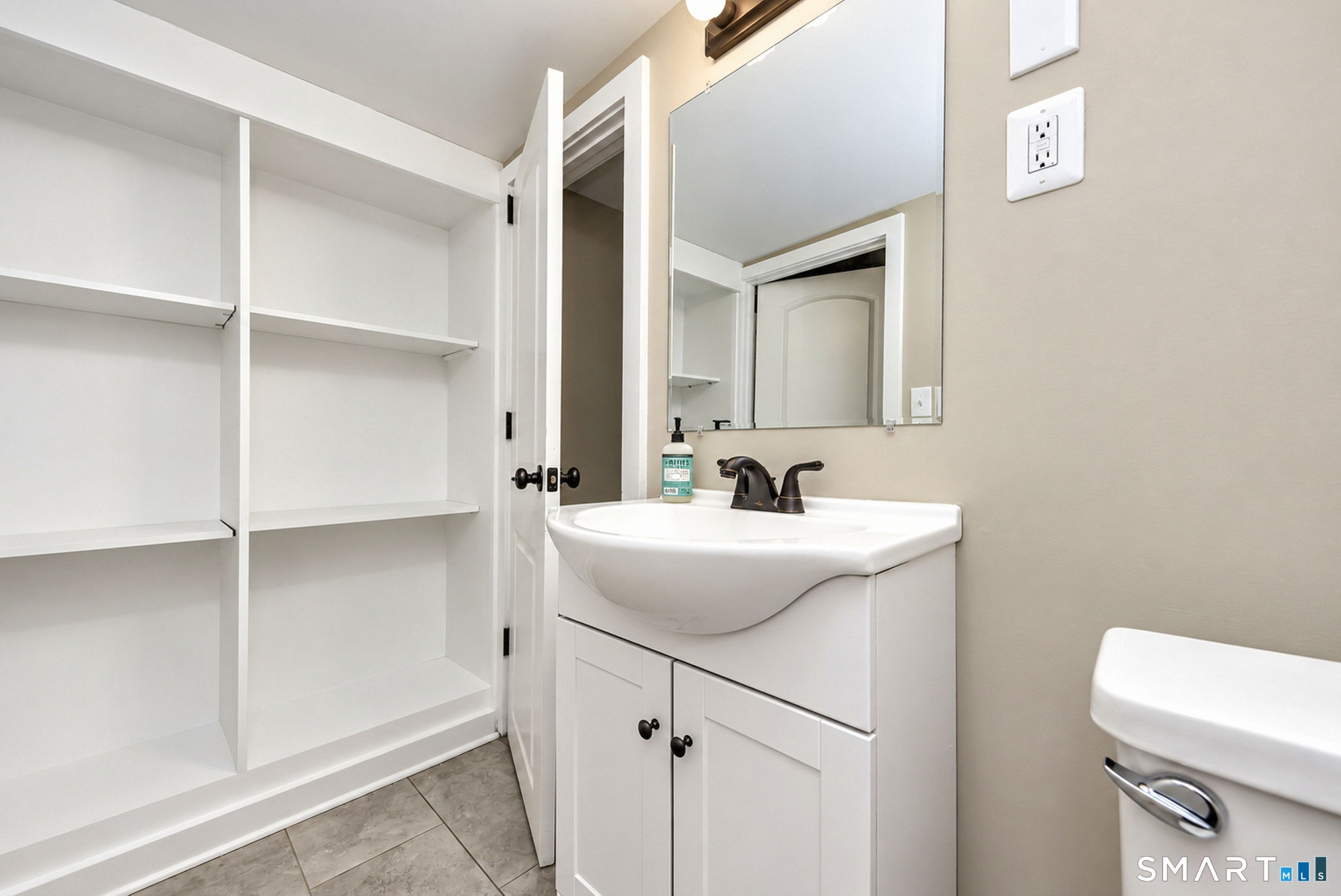 17 Riviera Terrace photo 27