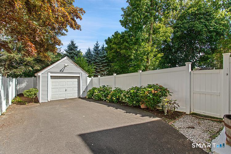 37 George Avenue photo 20