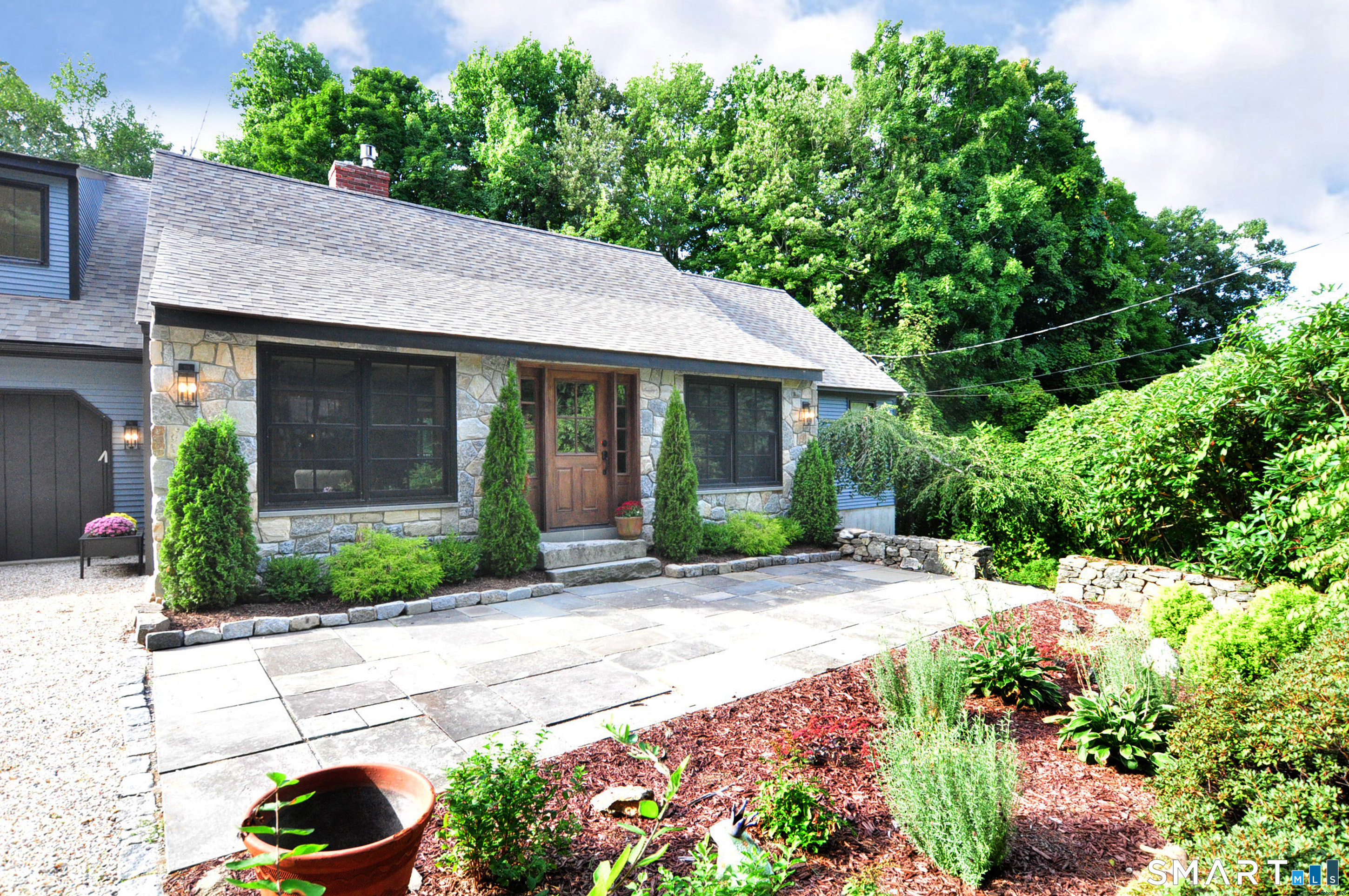 27 Sally Burr Road photo 2