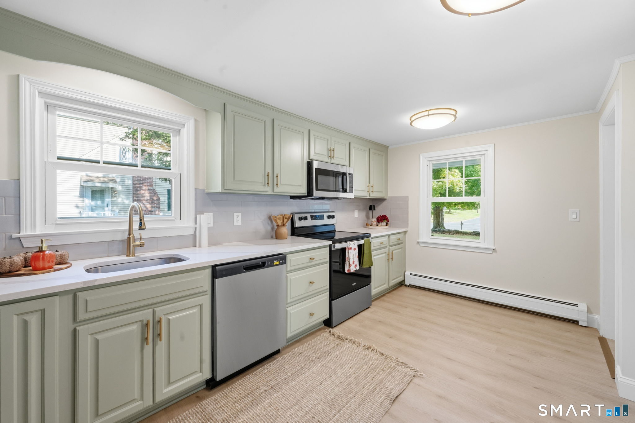 271 South Road photo 19