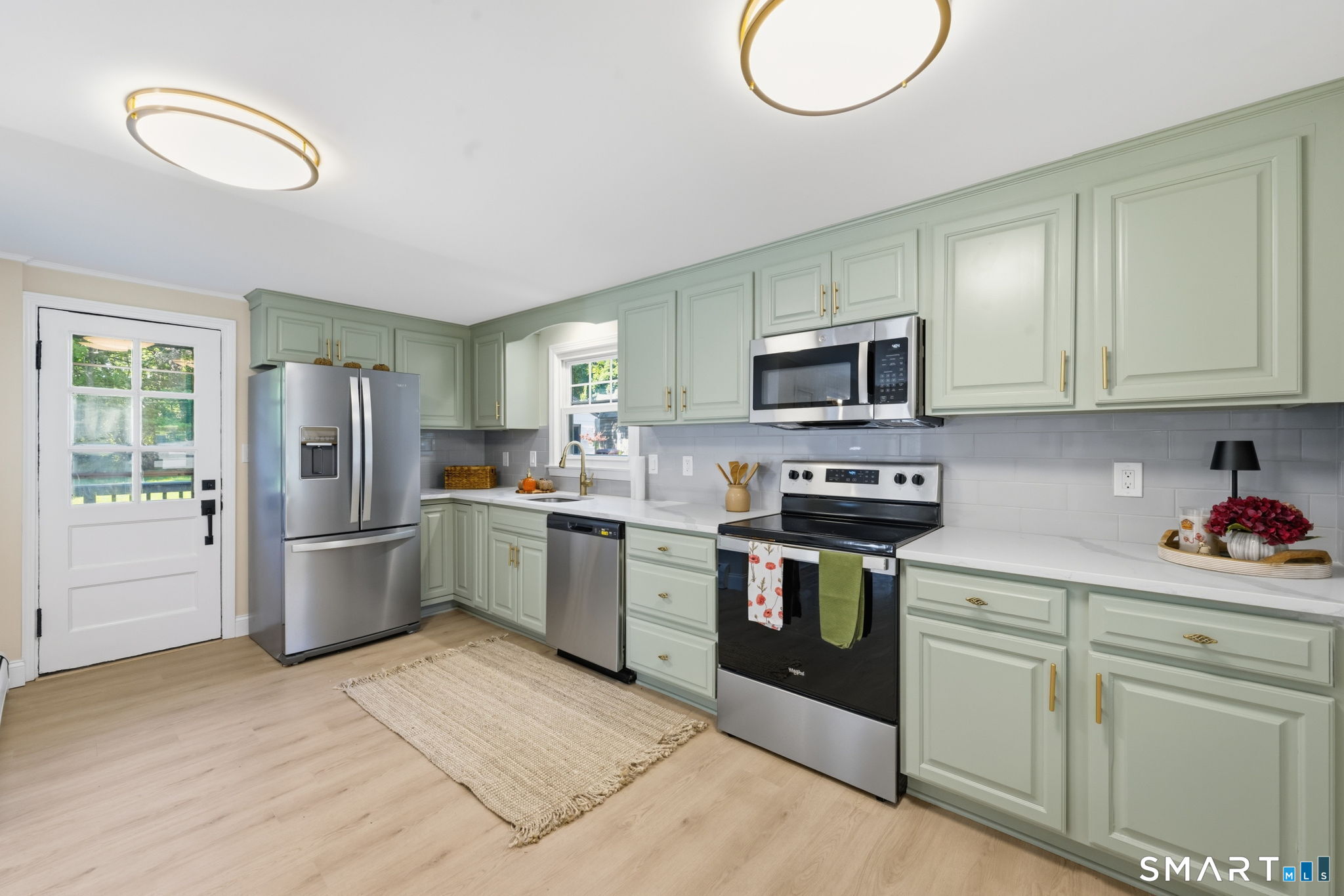 271 South Road photo 20