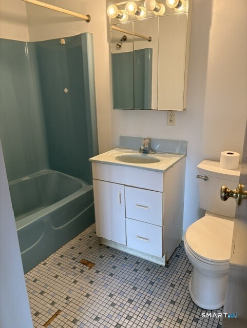 Photo 4 of Condo for sale at 36 Surrey Dr #A1, Newington, CT 06111 | MLS# 24206404 | Listing updated on 2026-09-14