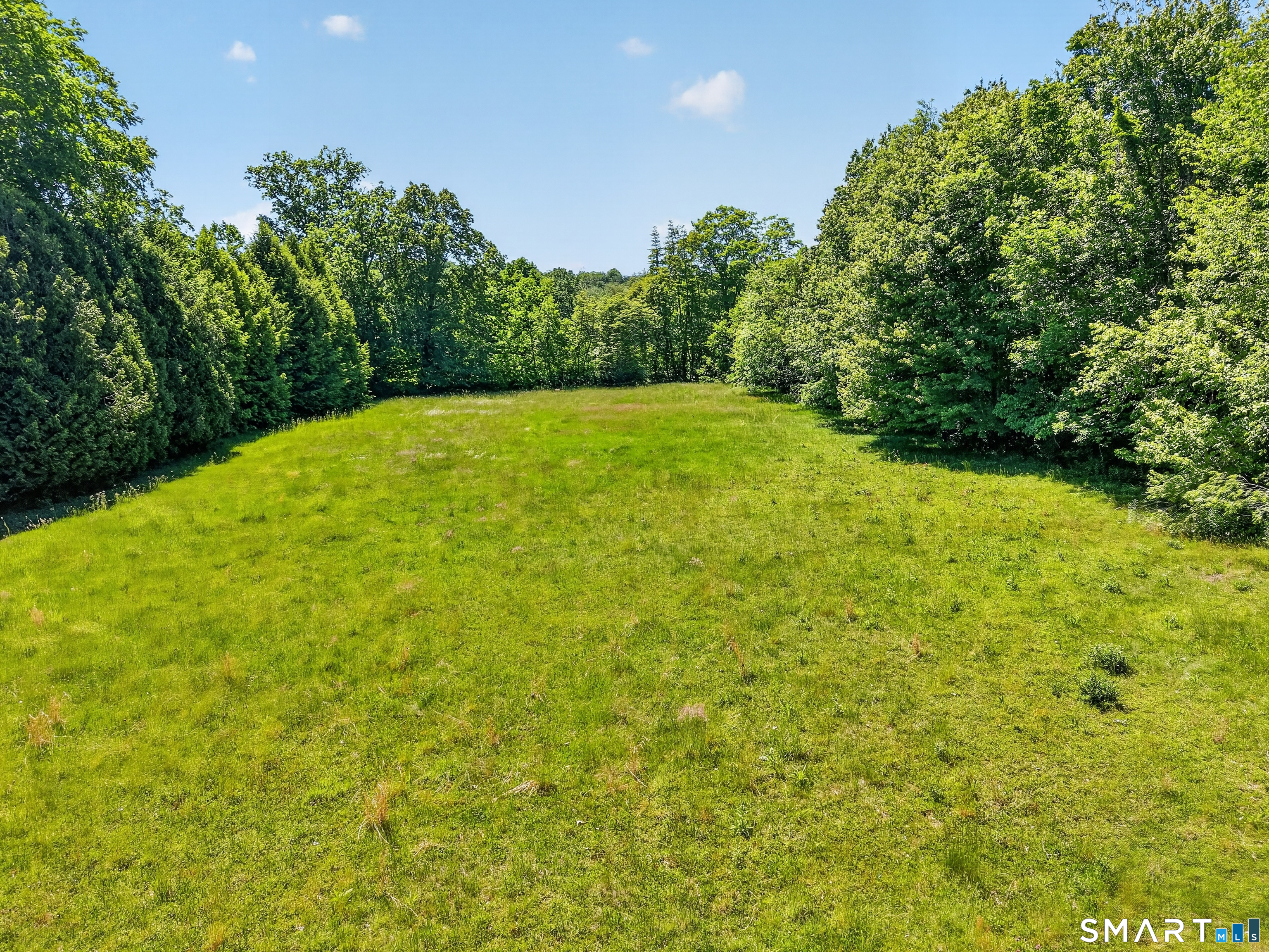 47 East Kings Highway photo 13