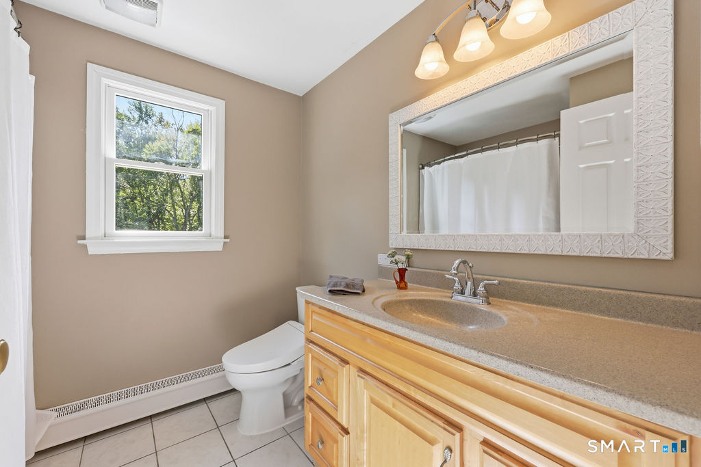 3 Hartfield Lane photo 26