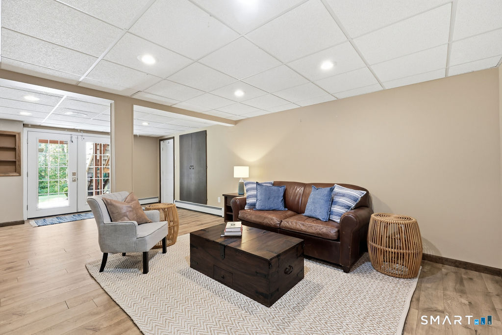 3 Hartfield Lane photo 29