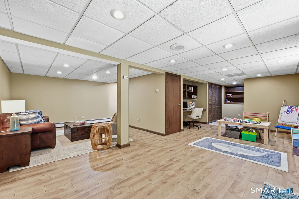 3 Hartfield Lane photo 30