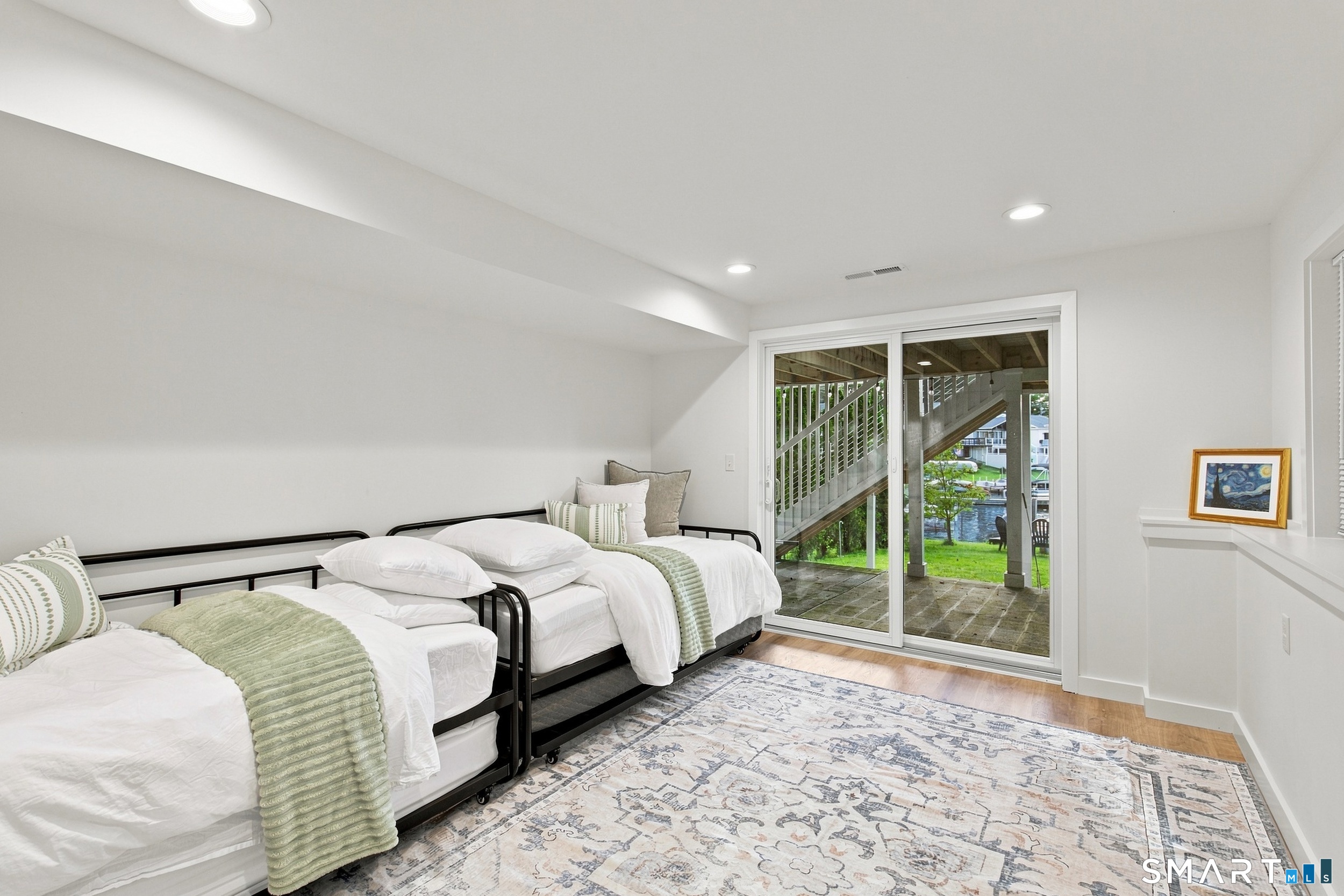 180 Shore Drive photo 27