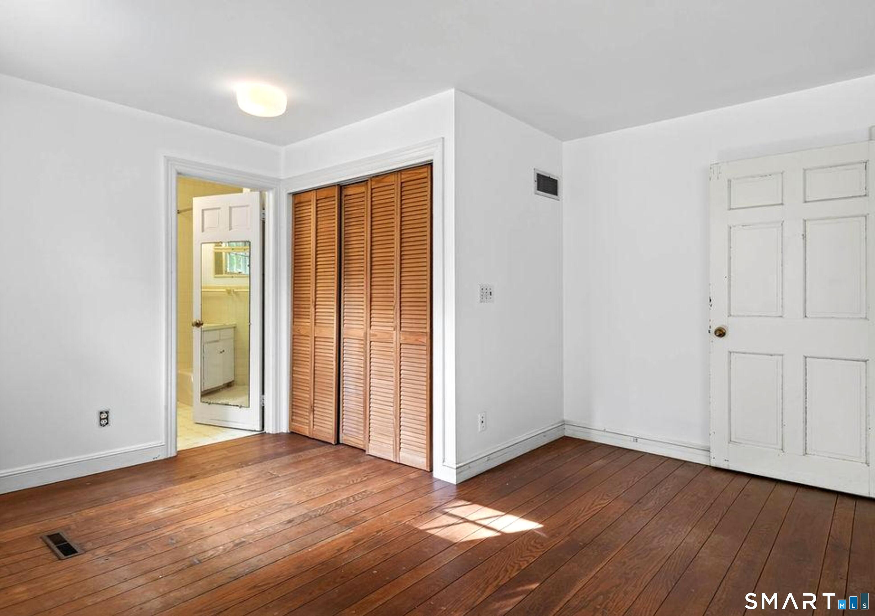 93 River Street photo 15