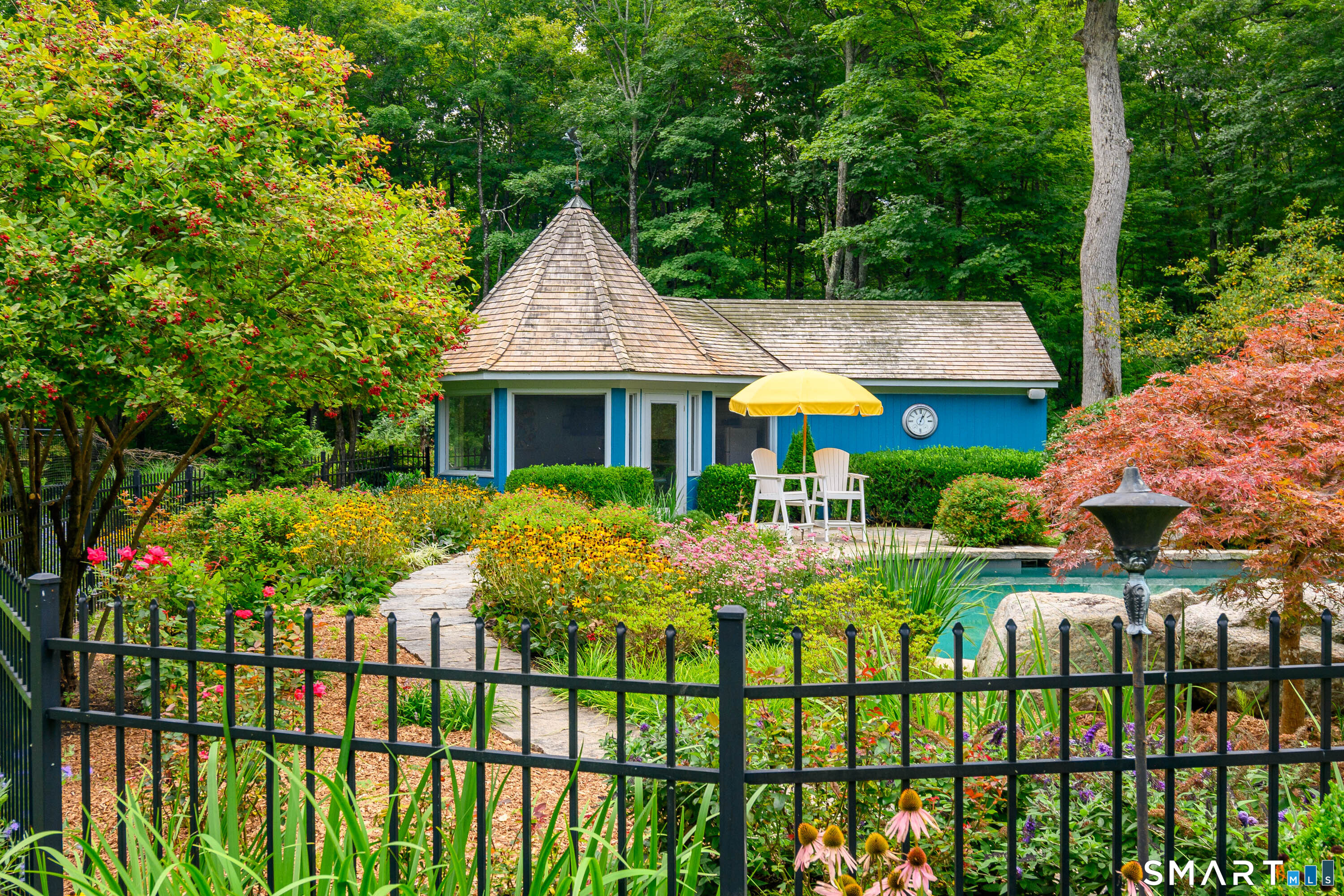 16 Winding Brook Road photo 37