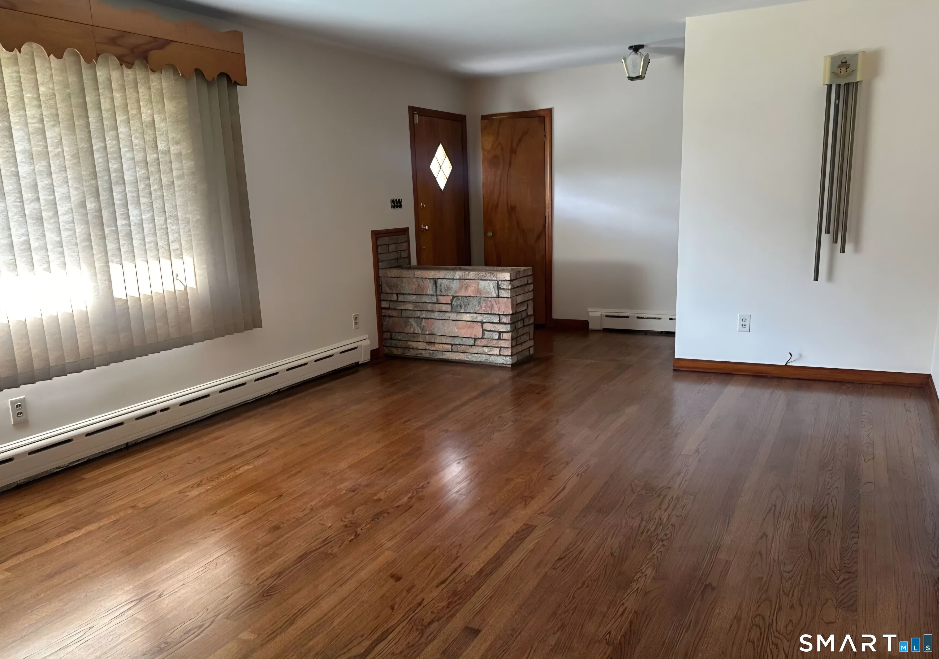 67 Phyllis Avenue photo 9