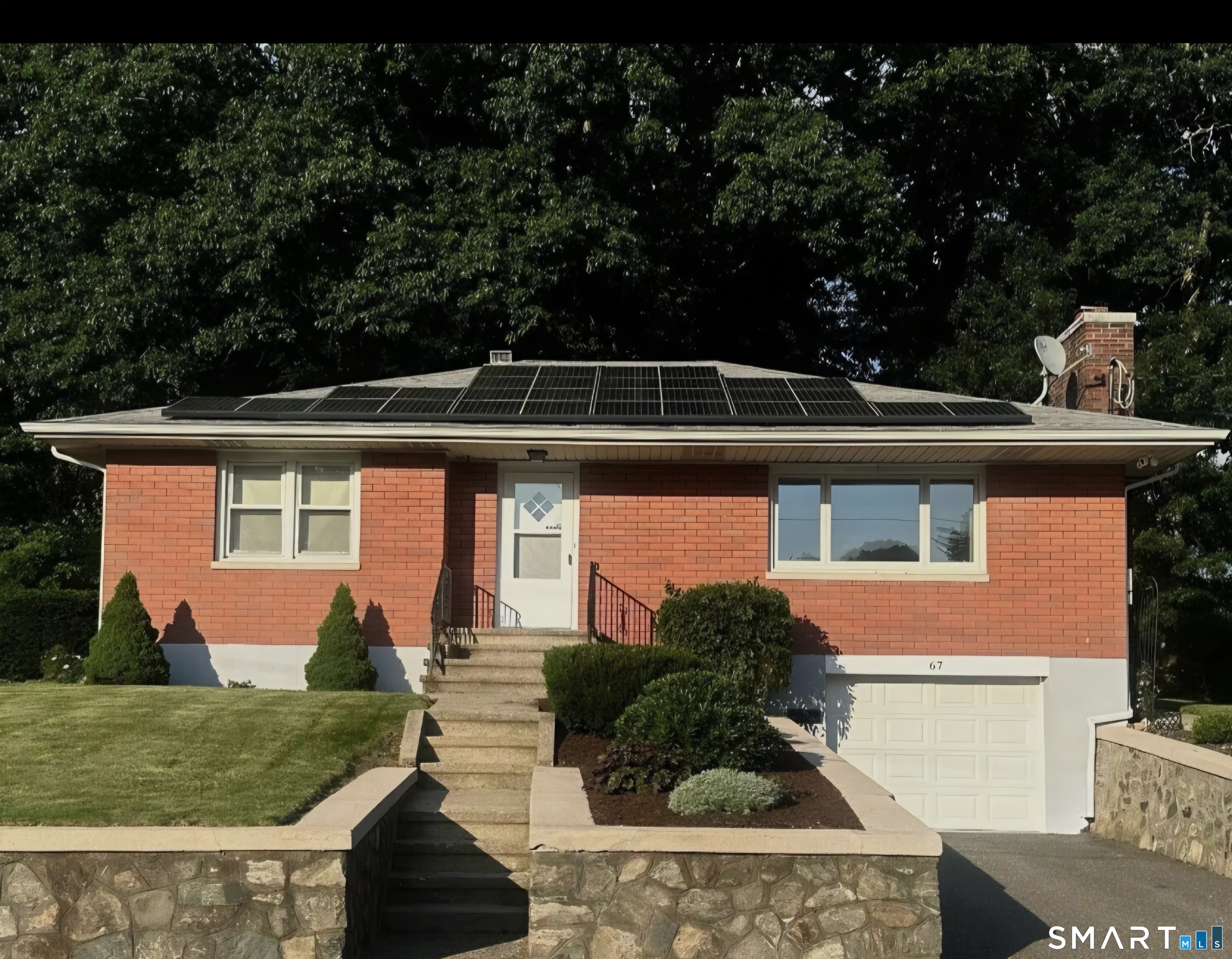67 Phyllis Avenue photo 16