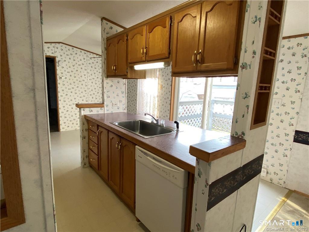 80 Sheldon Road Unit #22 photo 16