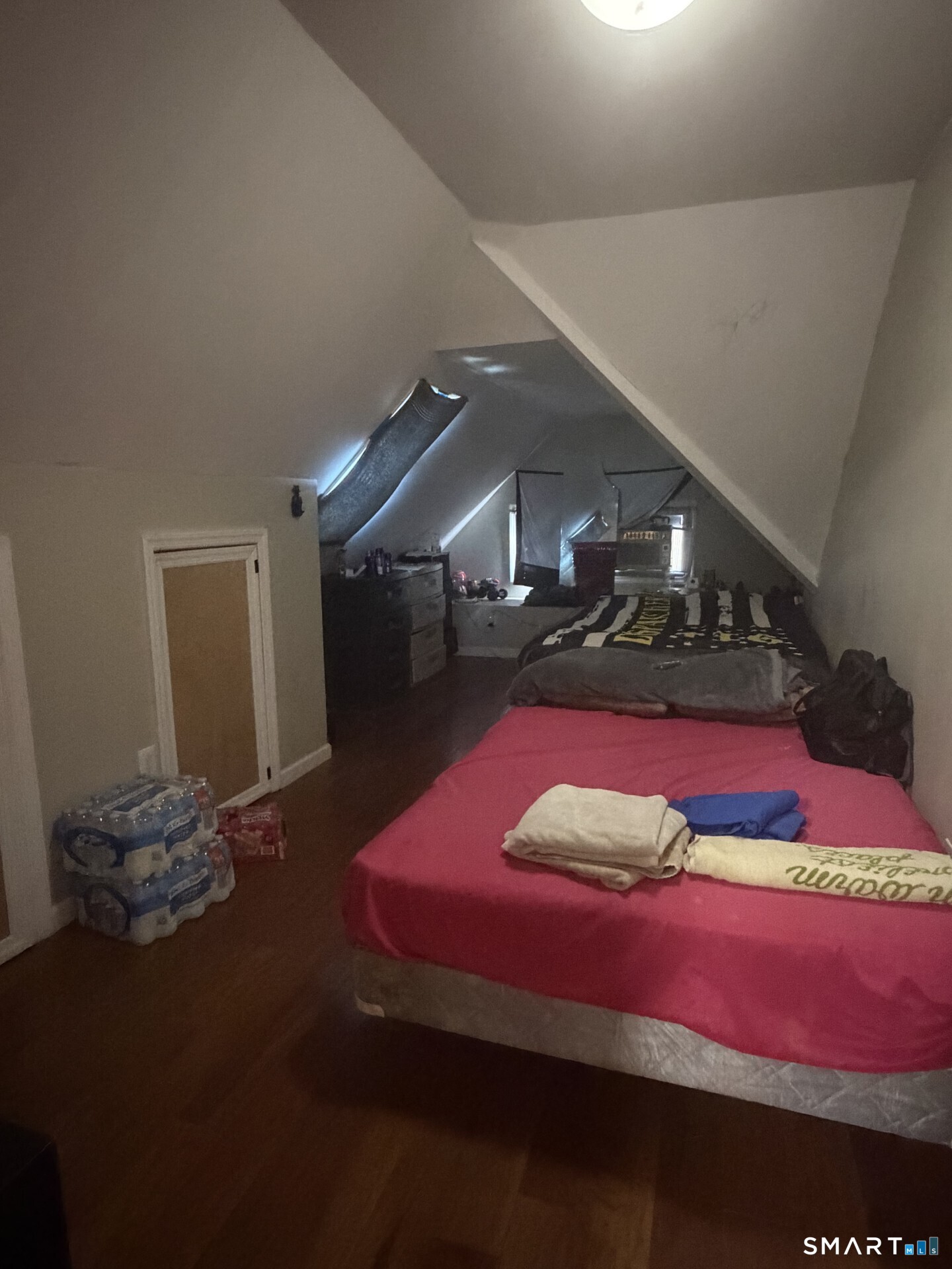 25 East Pearl Street photo 5