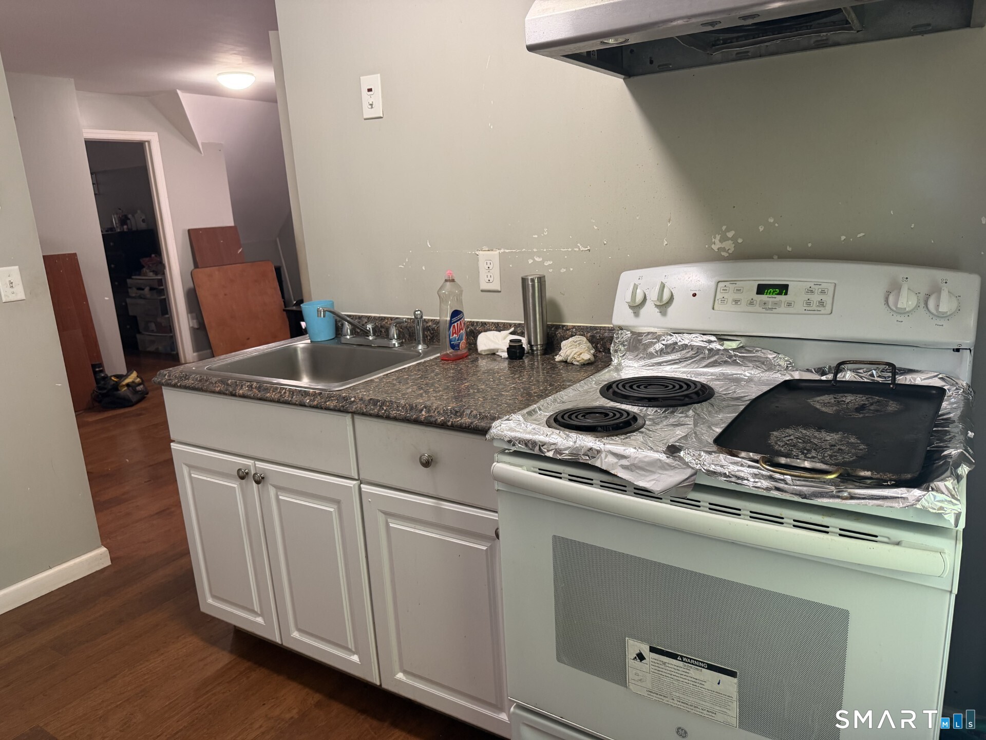 25 East Pearl Street photo 3