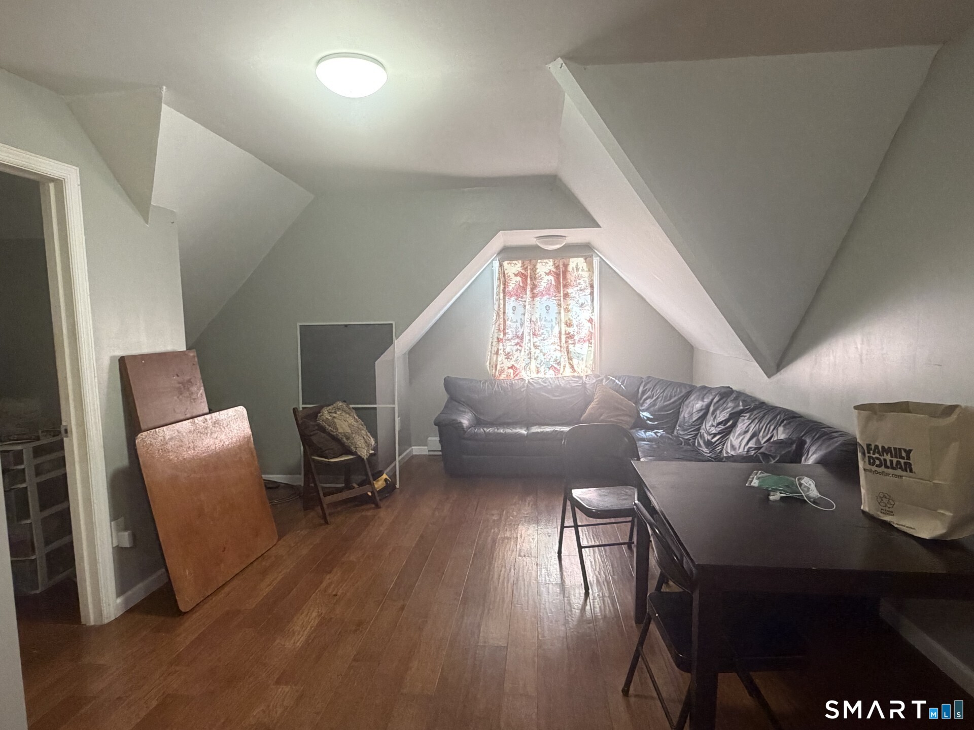 25 East Pearl Street photo 2