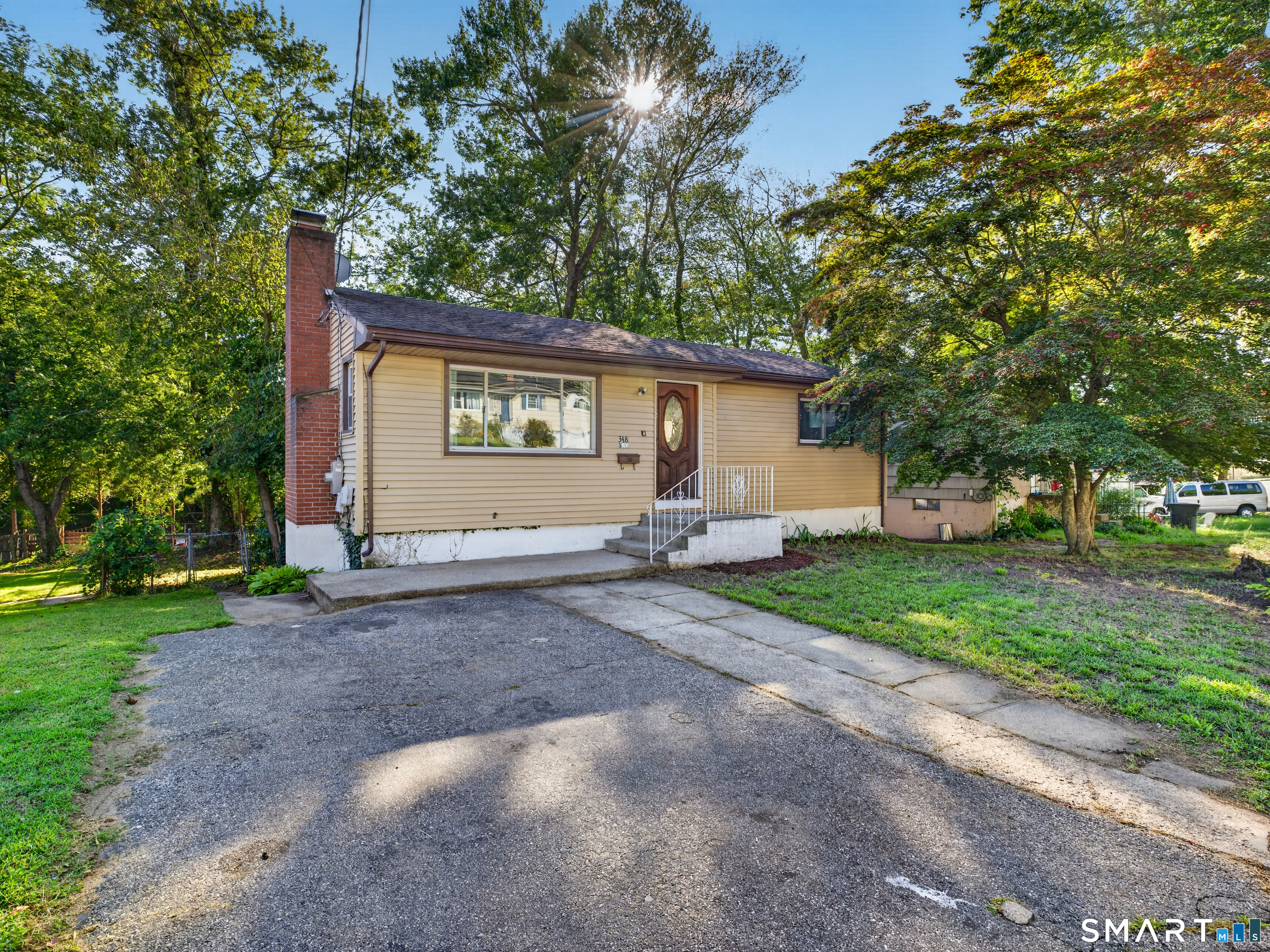 348 Bayonet Street