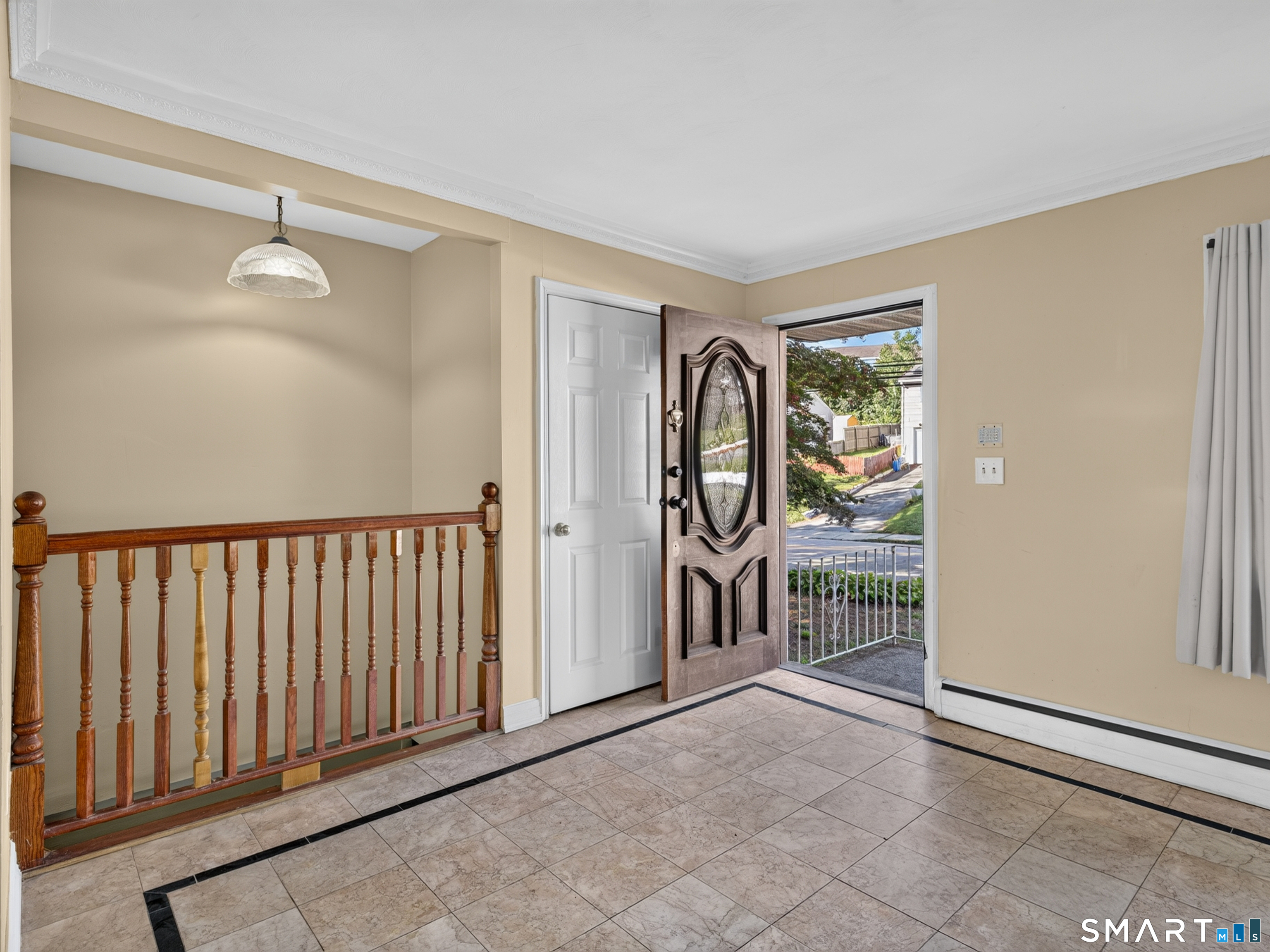 348 Bayonet Street photo 24