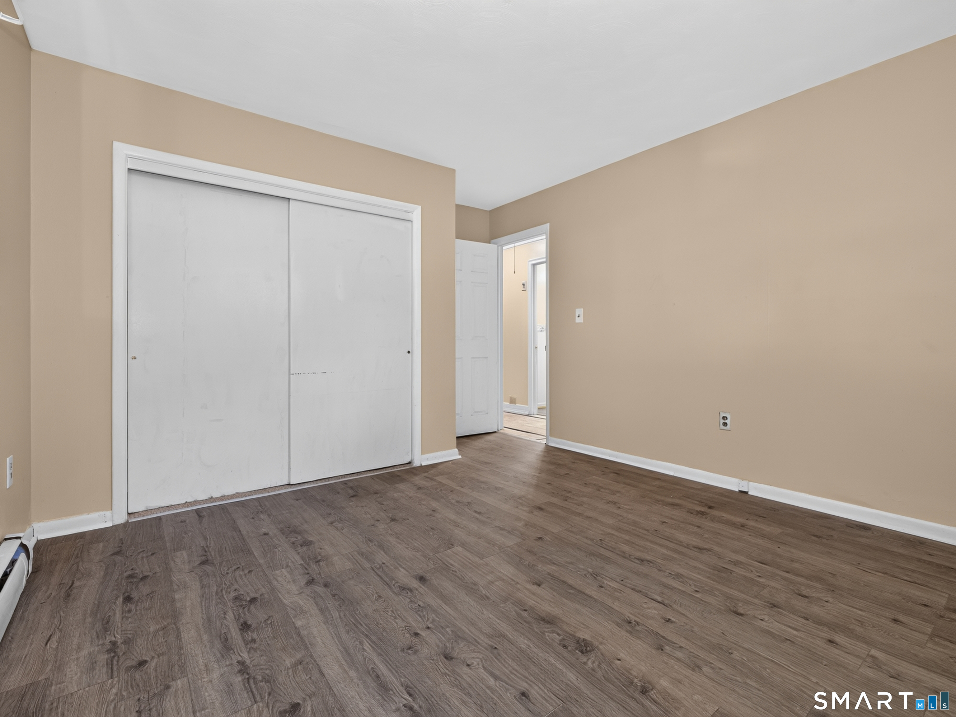 348 Bayonet Street photo 11