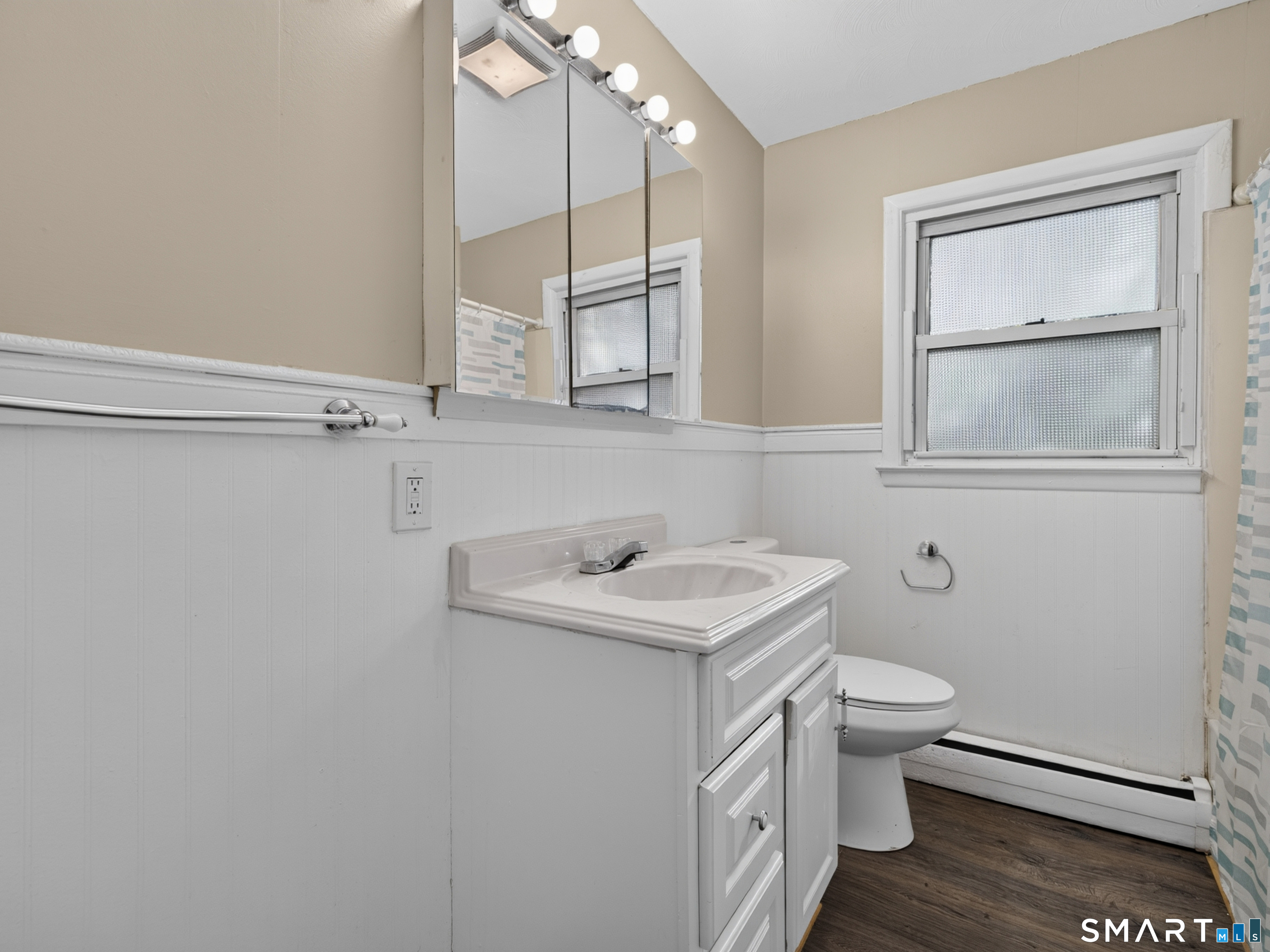 348 Bayonet Street photo 12
