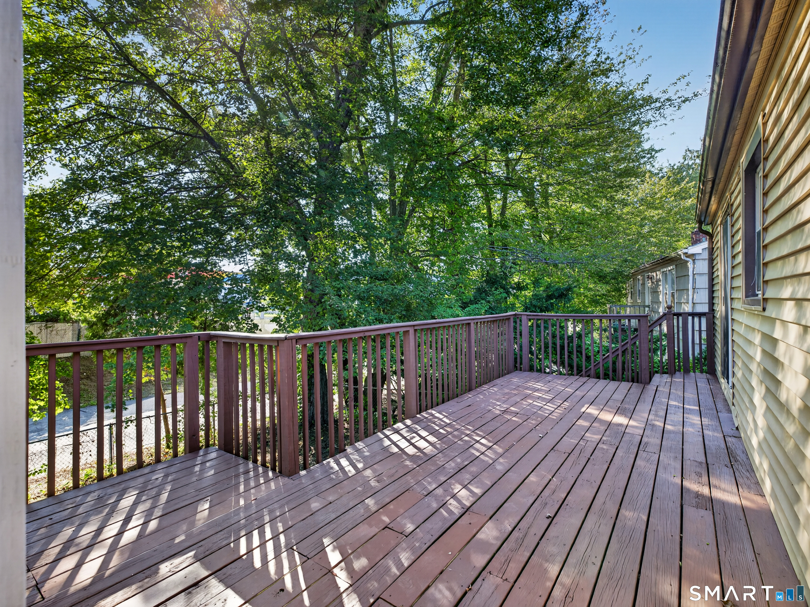 348 Bayonet Street photo 20