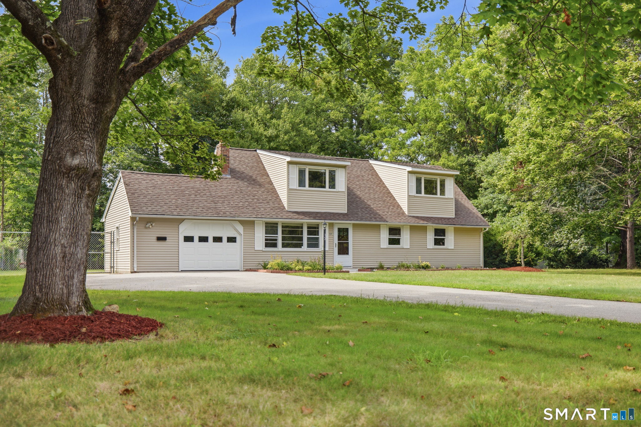 Photo 1 of Single family home for sale at 17 Sherman Rd, Glastonbury, CT 06033 | MLS# 24206462 | Listing updated on 2026-09-15