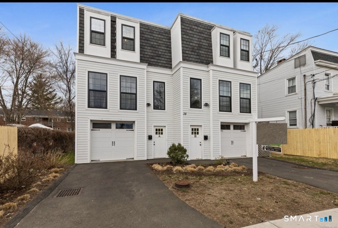 38 West Washington Avenue, Stamford, Connecticut photo 1