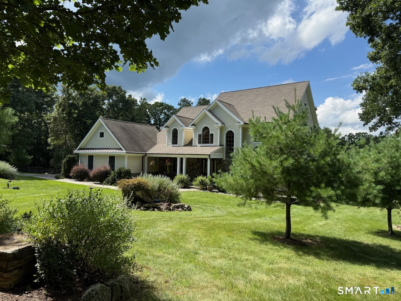 Photo 2 of Single family home for sale at 27 Osborn Rd, Sherman, CT 06784 | MLS# 24159584 | Listing updated on 2026-09-14