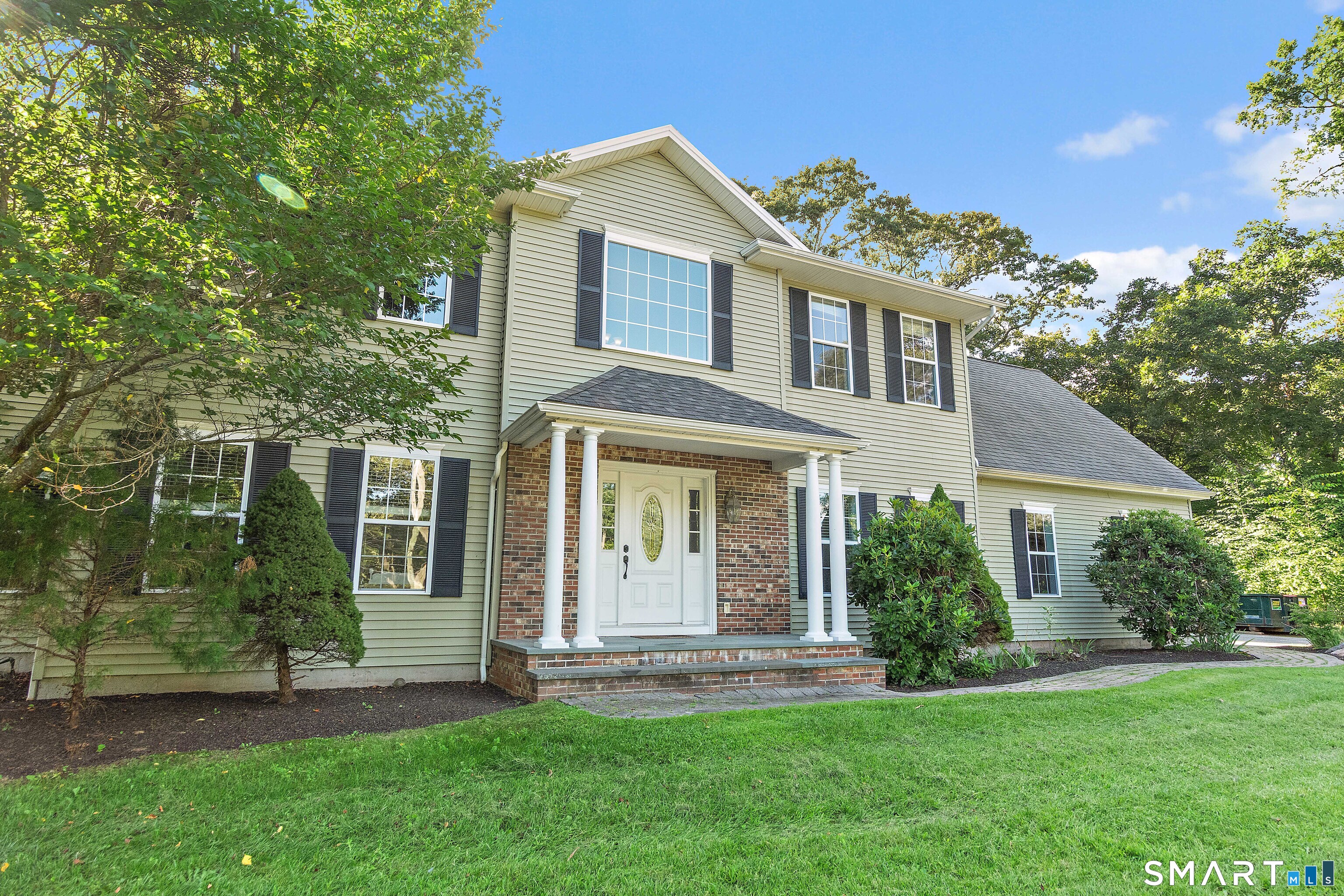 Photo 1 of Single family home for sale at 152 New London Rd, Groton, CT 06340 | MLS# 24201272 | Listing updated on 2026-09-13