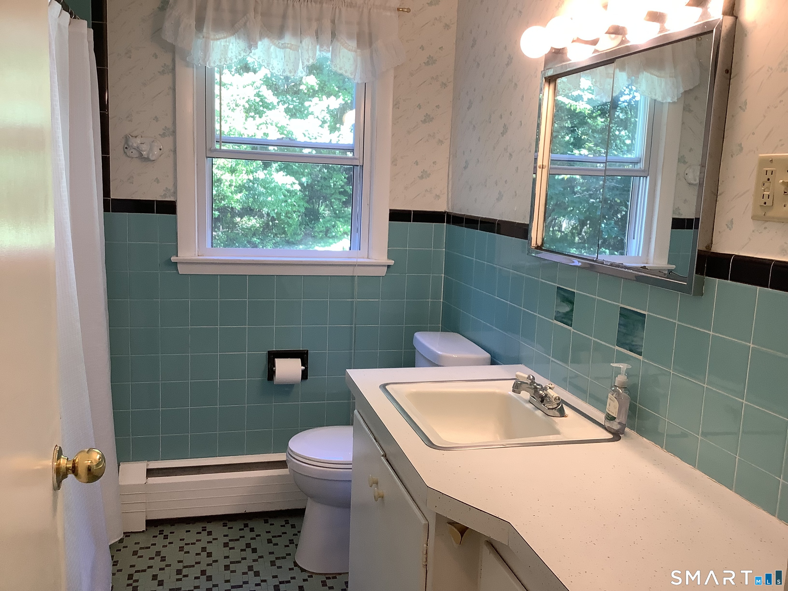 360 East Hill Road photo 13
