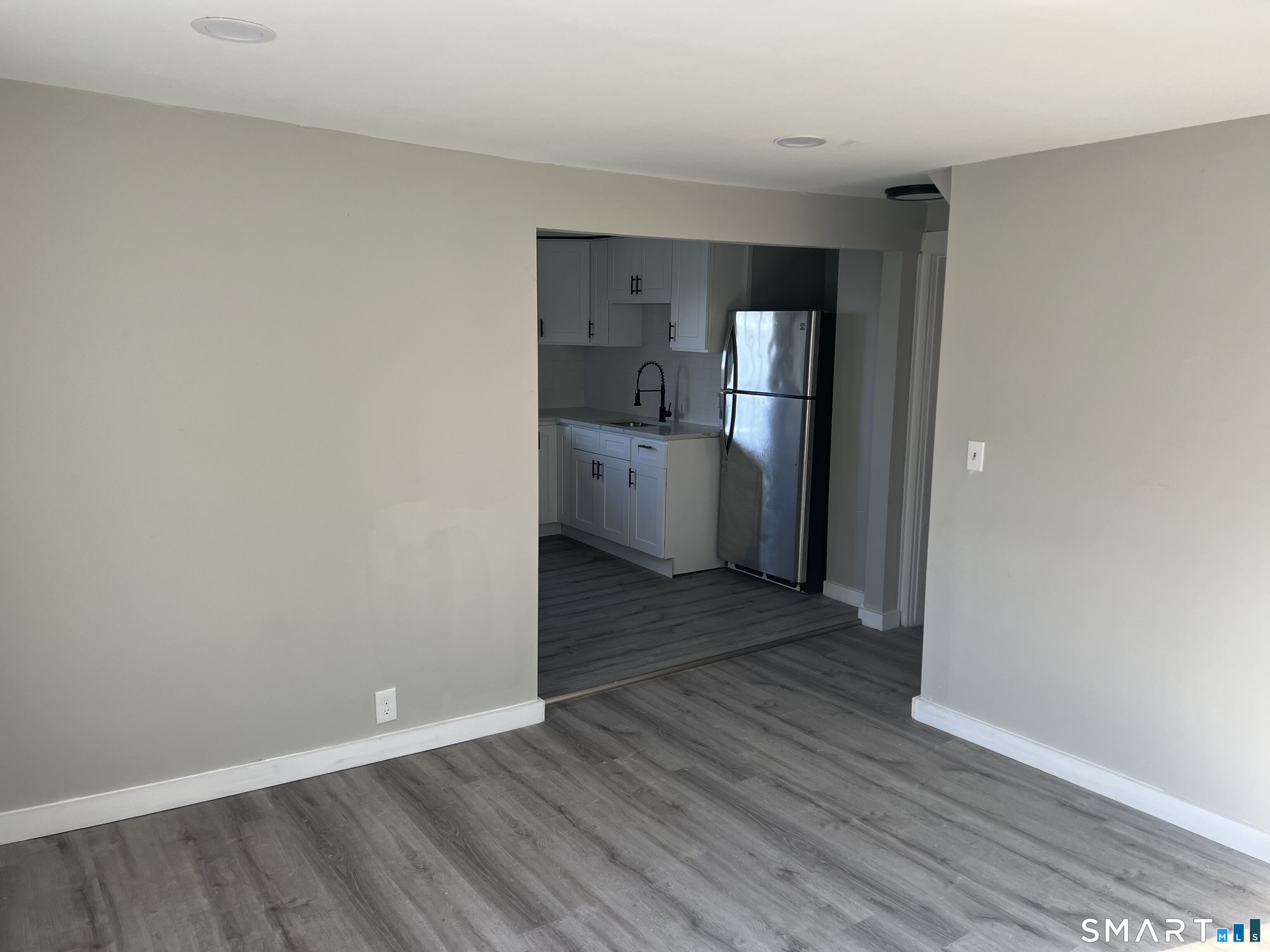 120 Jewett Street photo 11