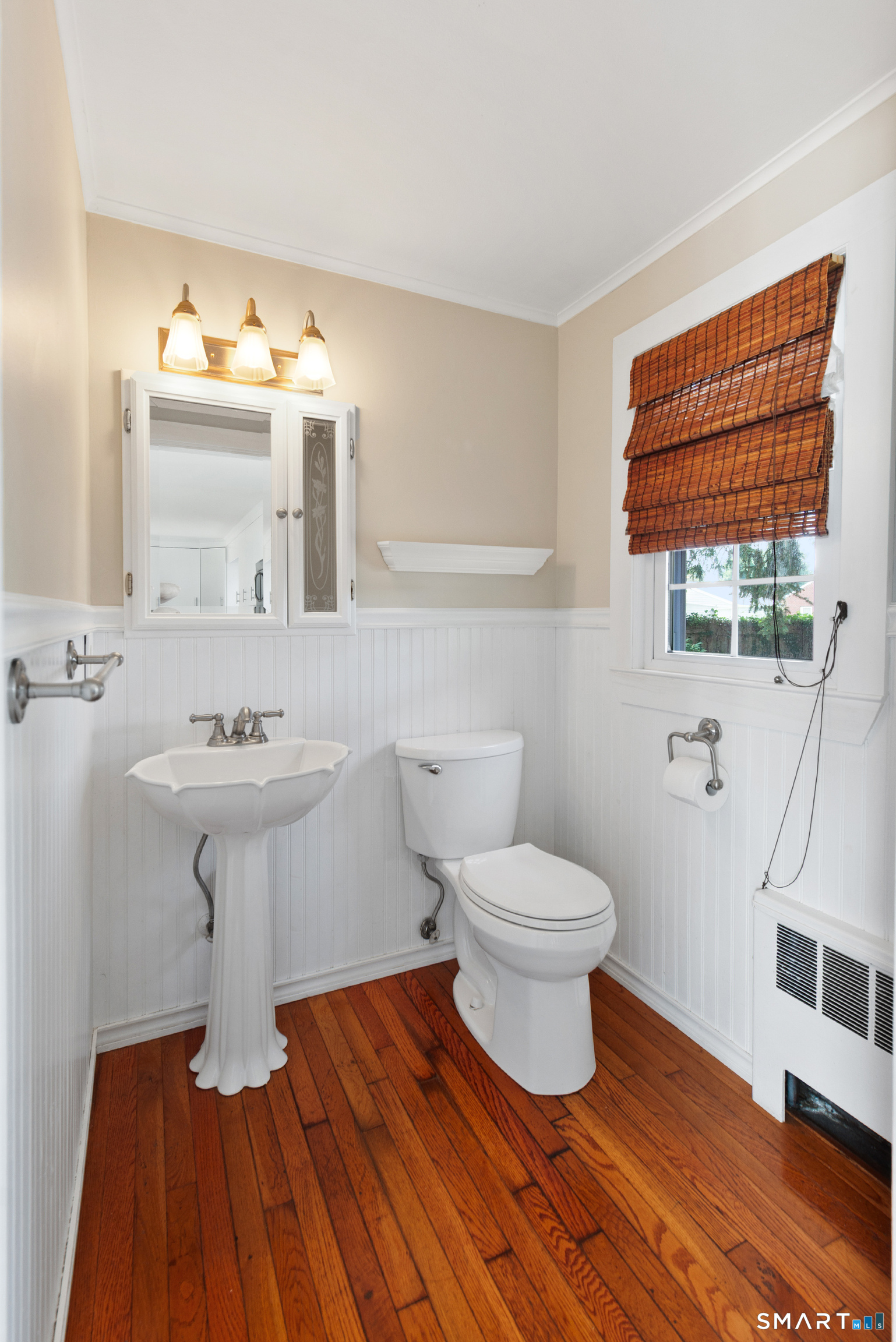 47 Maple Avenue photo 11