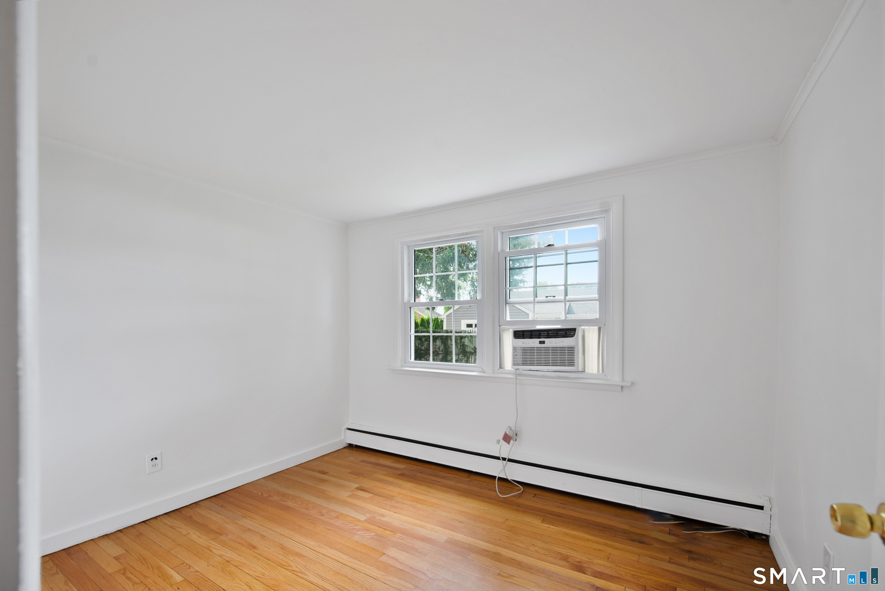 47 Maple Avenue photo 16