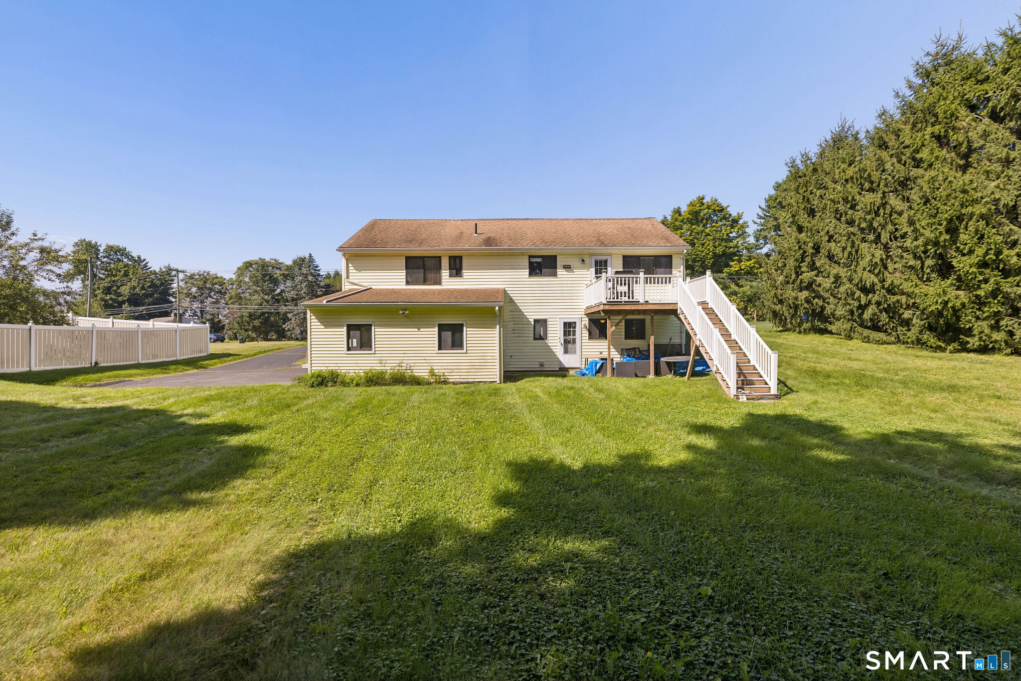 Photo 3 of Single family home for sale at 400 Hayes Rd, Rocky Hill, CT 06067 | MLS# 24203024 | Listing updated on 2026-09-12