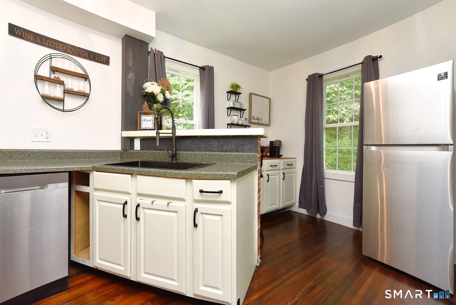 9 Wells Avenue photo 7