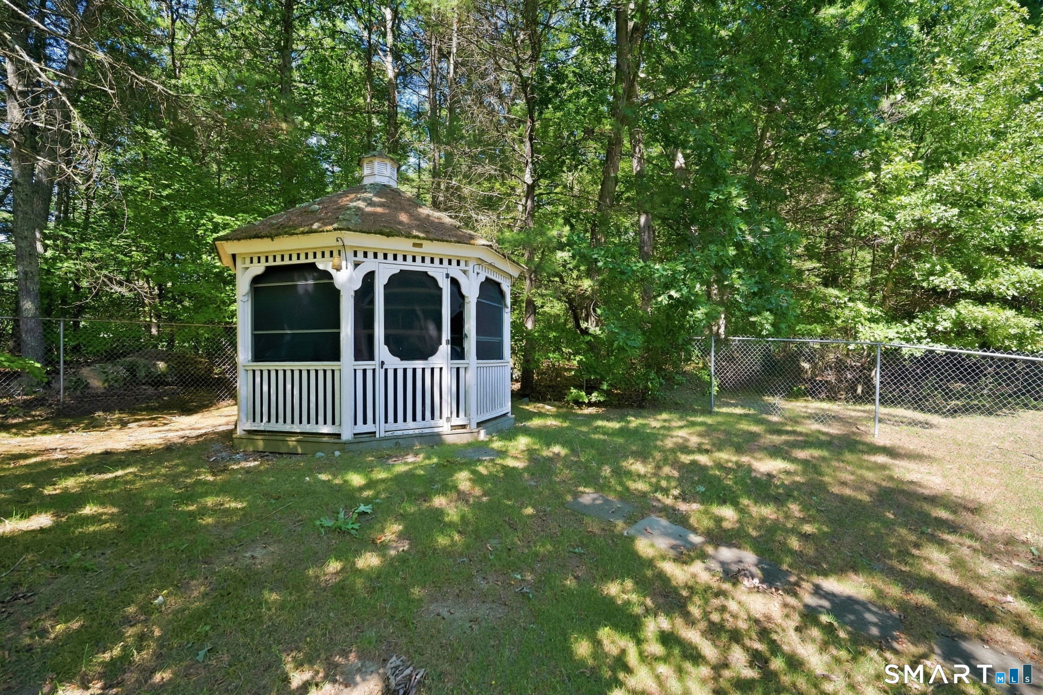 2 Acorn Drive photo 10