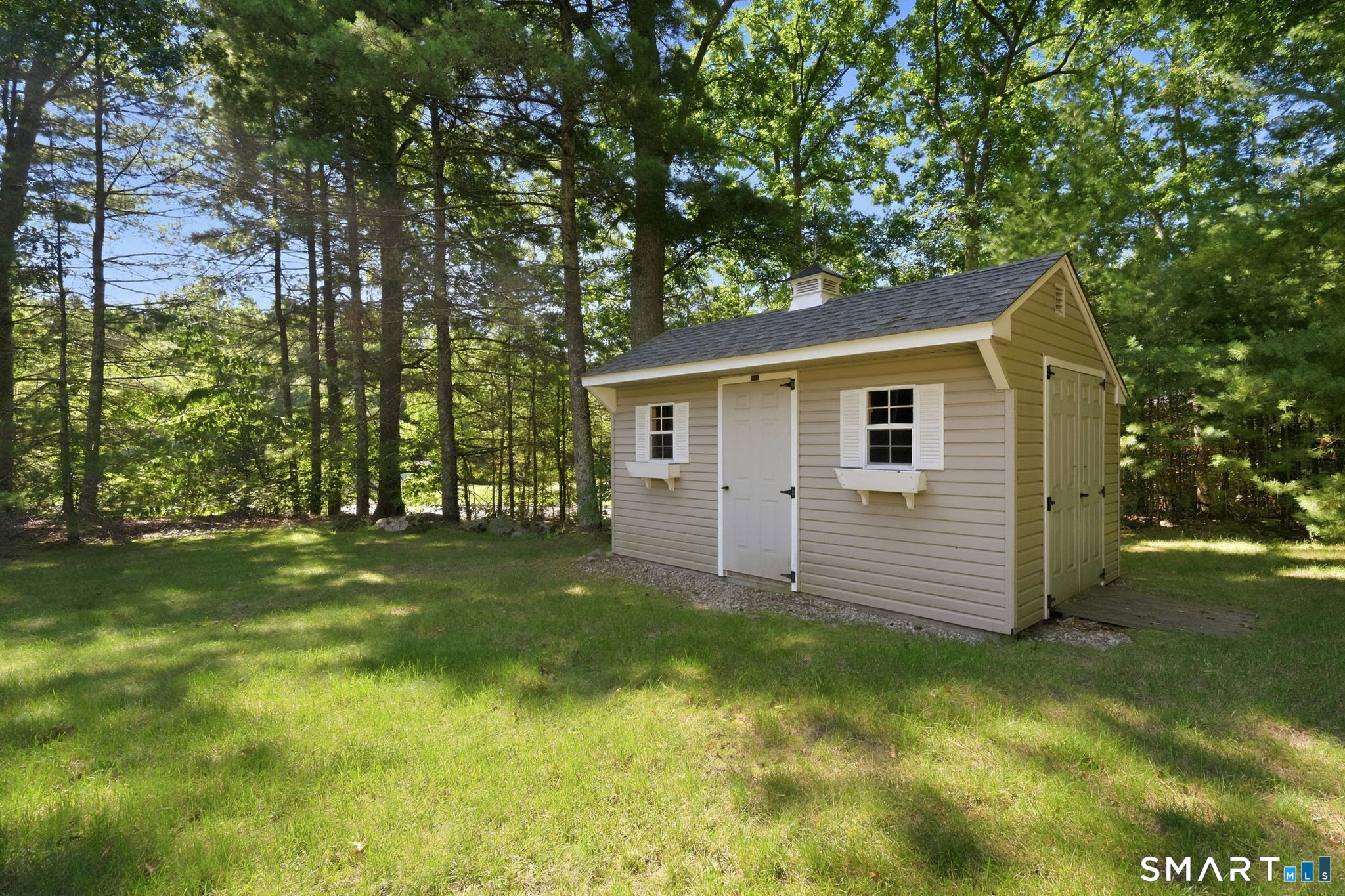 2 Acorn Drive photo 11