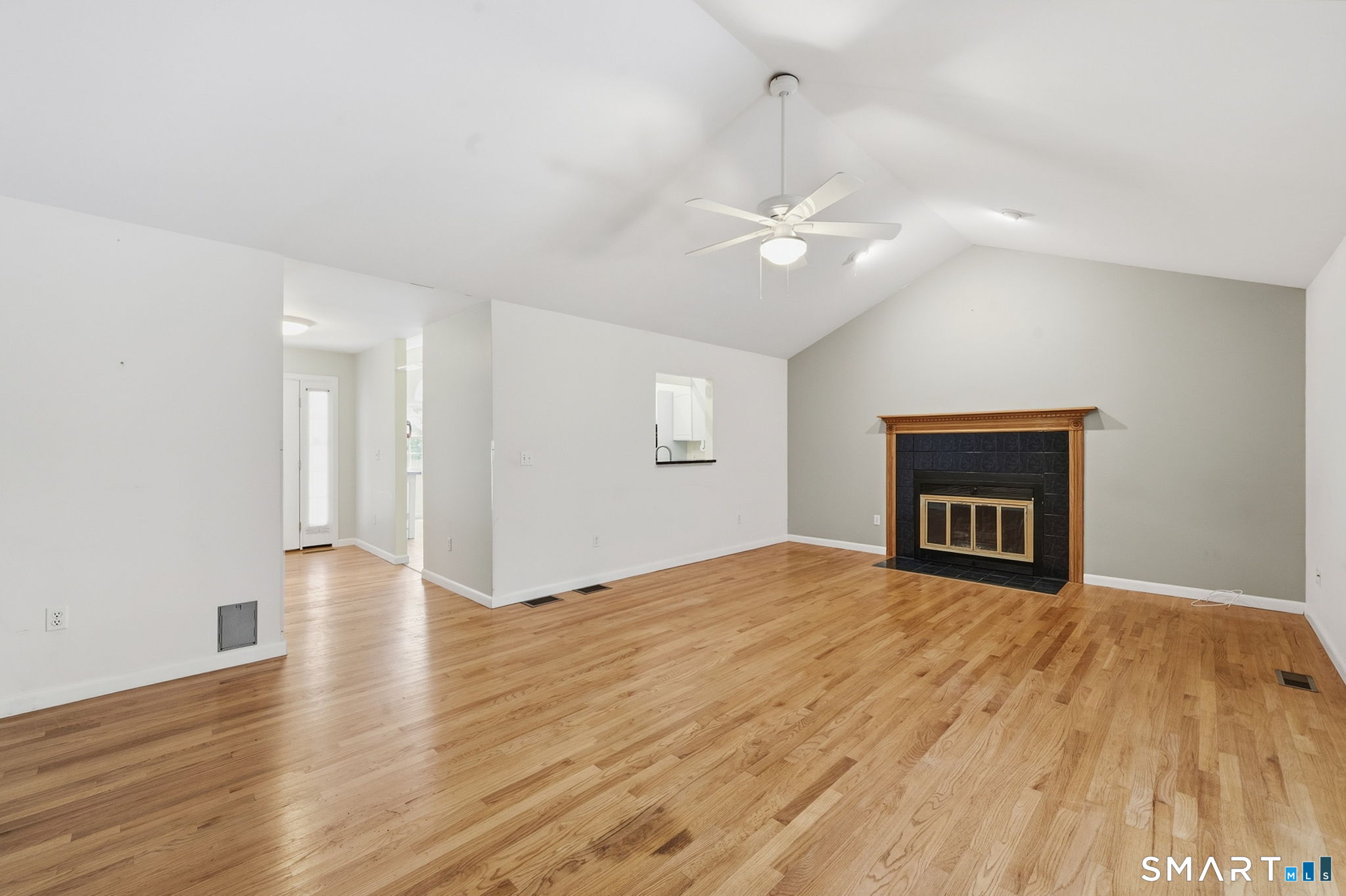 2 Acorn Drive photo 14