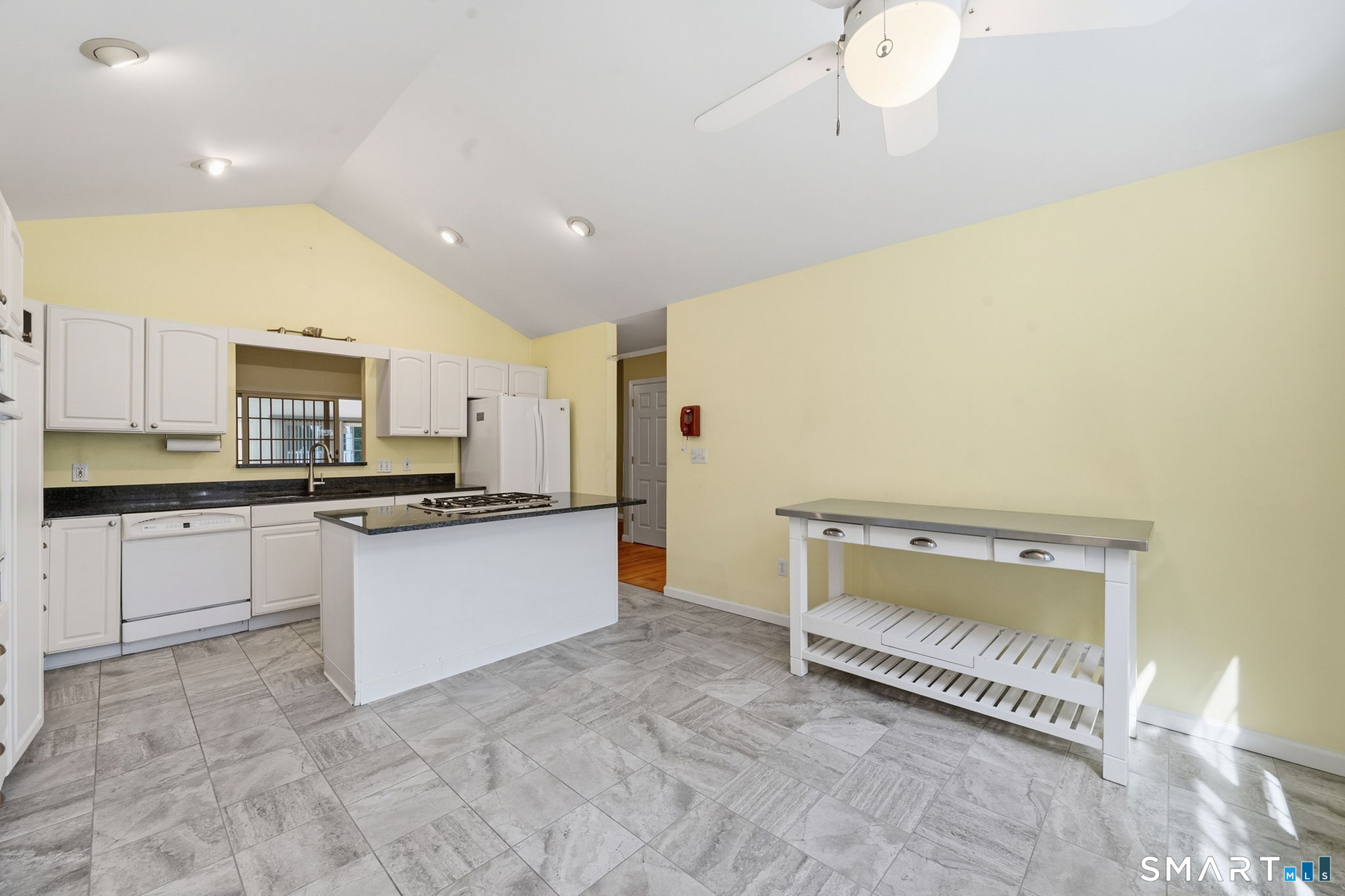 2 Acorn Drive photo 22