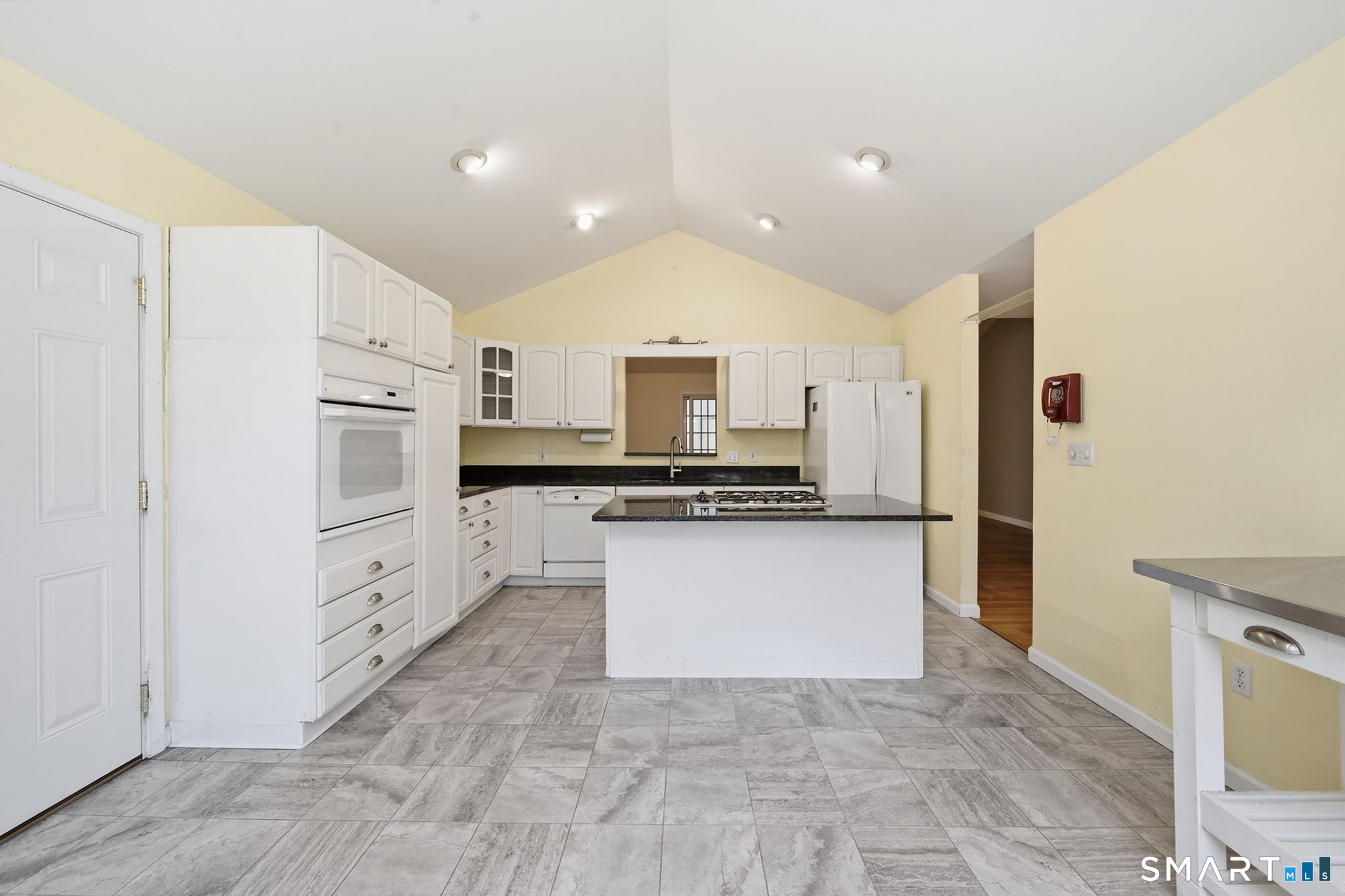 2 Acorn Drive photo 24