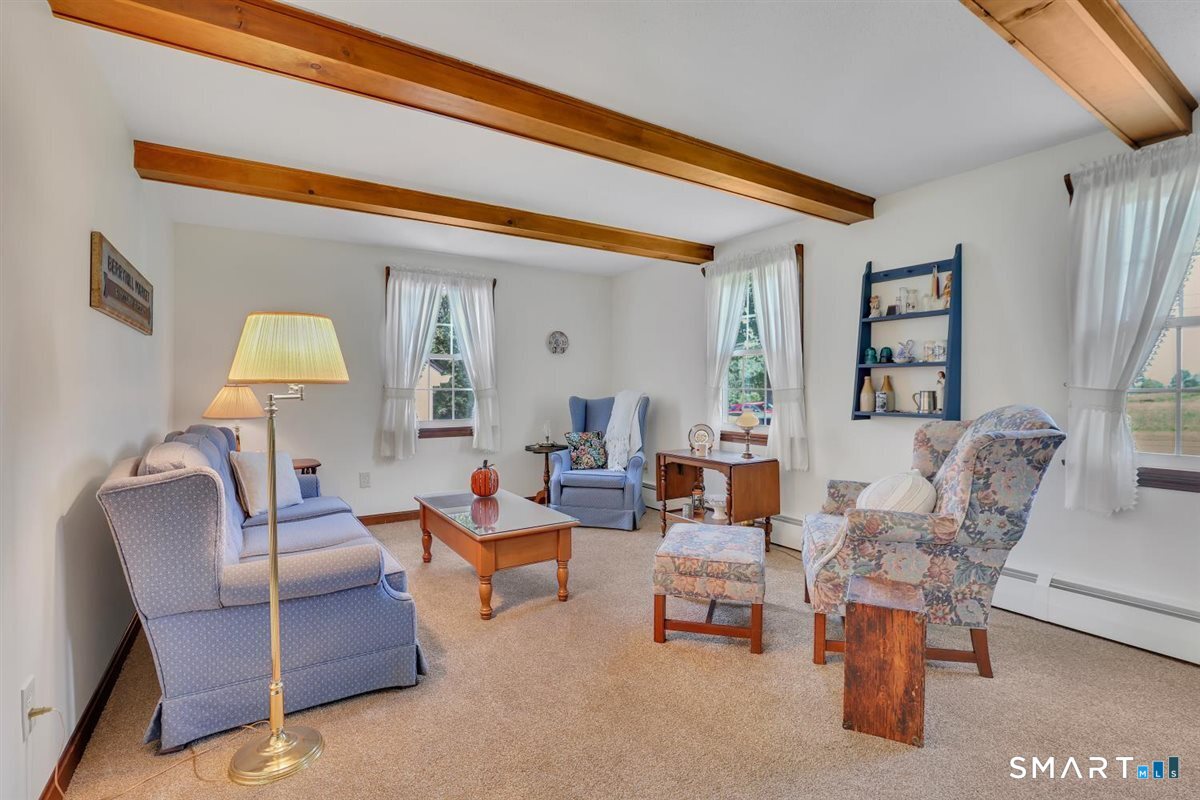 676 Bush Hill Road photo 19