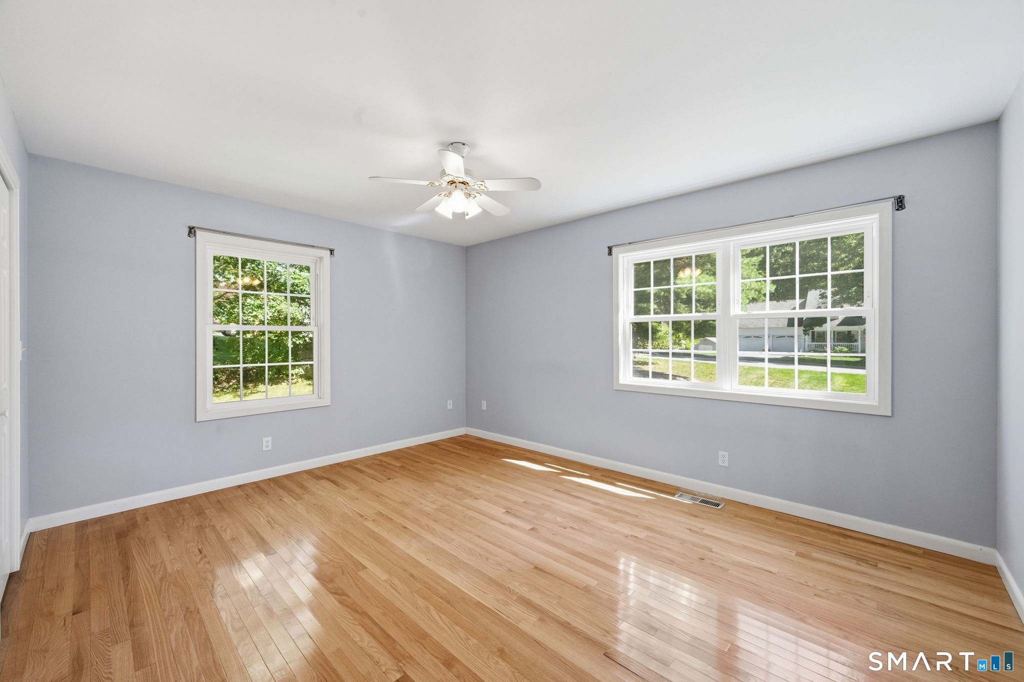 2 Acorn Drive photo 28