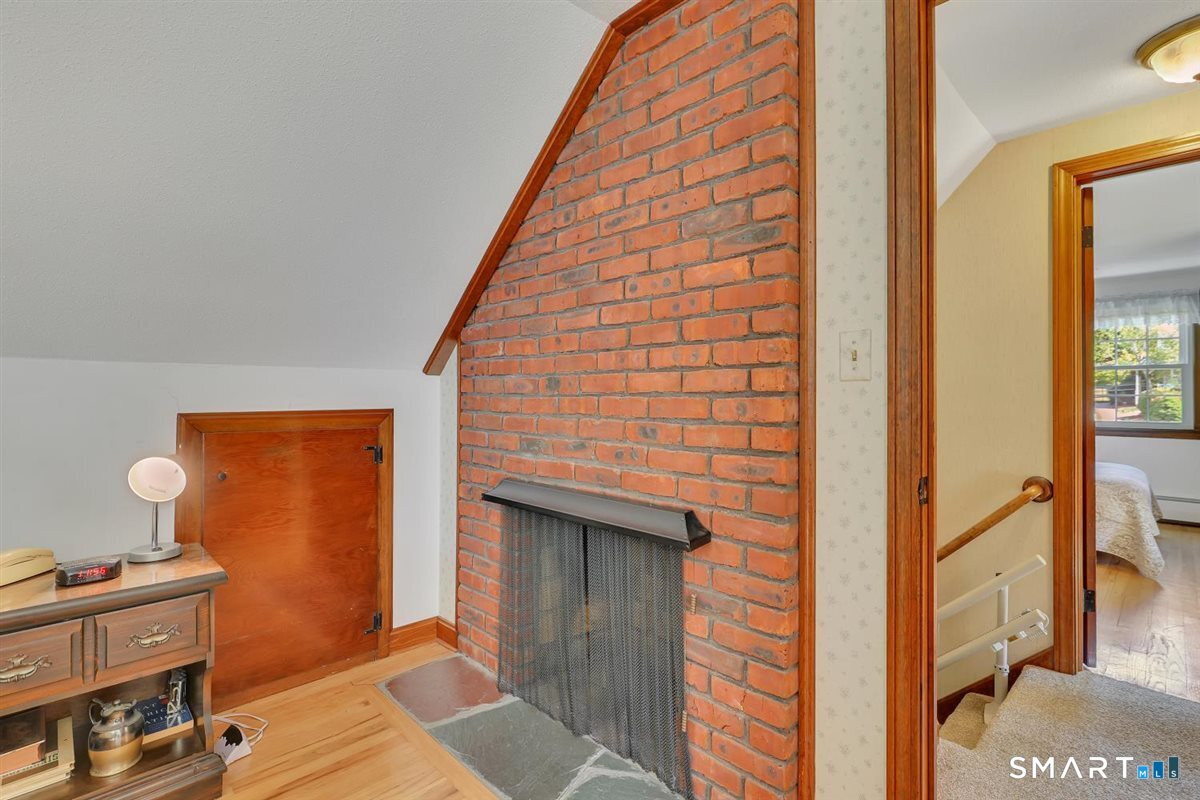 676 Bush Hill Road photo 31