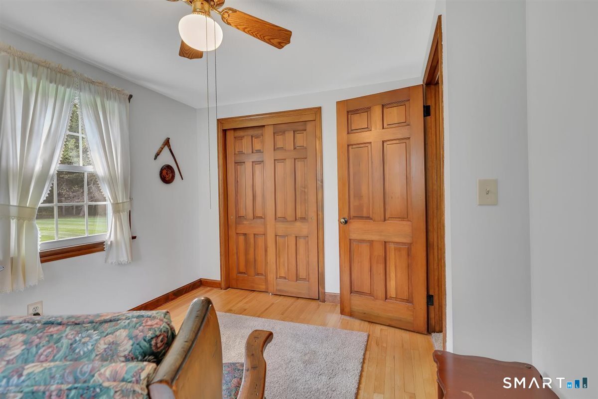 676 Bush Hill Road photo 27