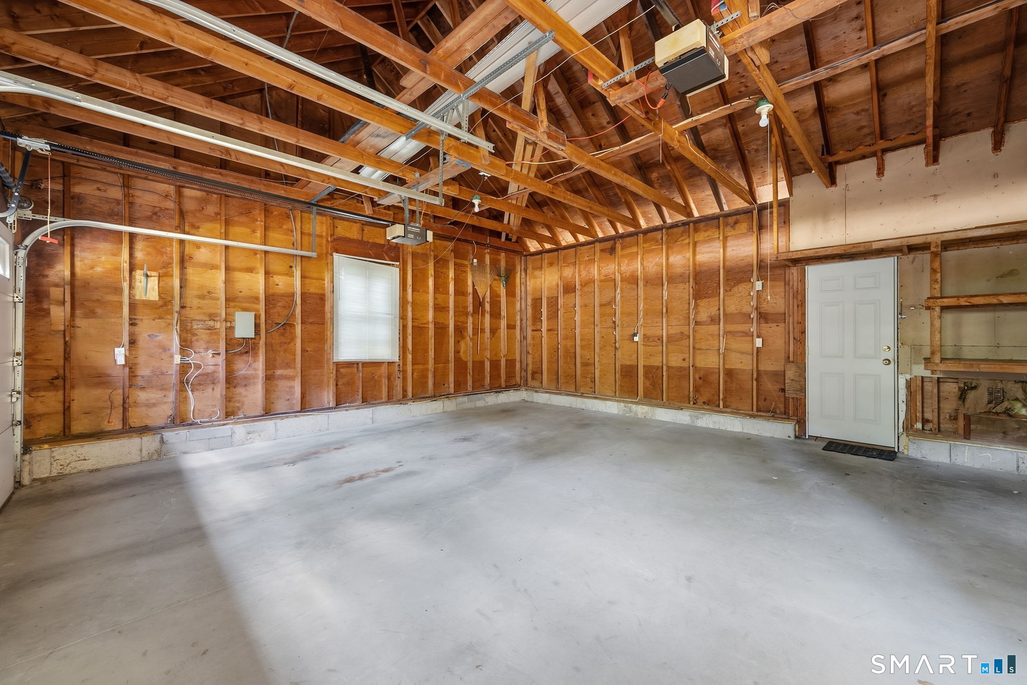 2 Acorn Drive photo 39