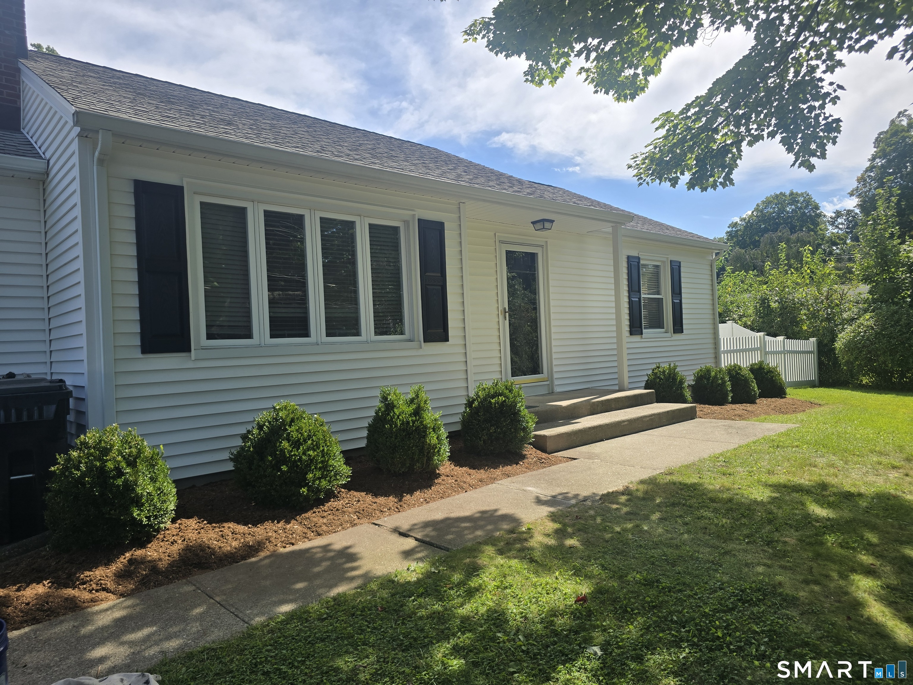 1 Albers Road