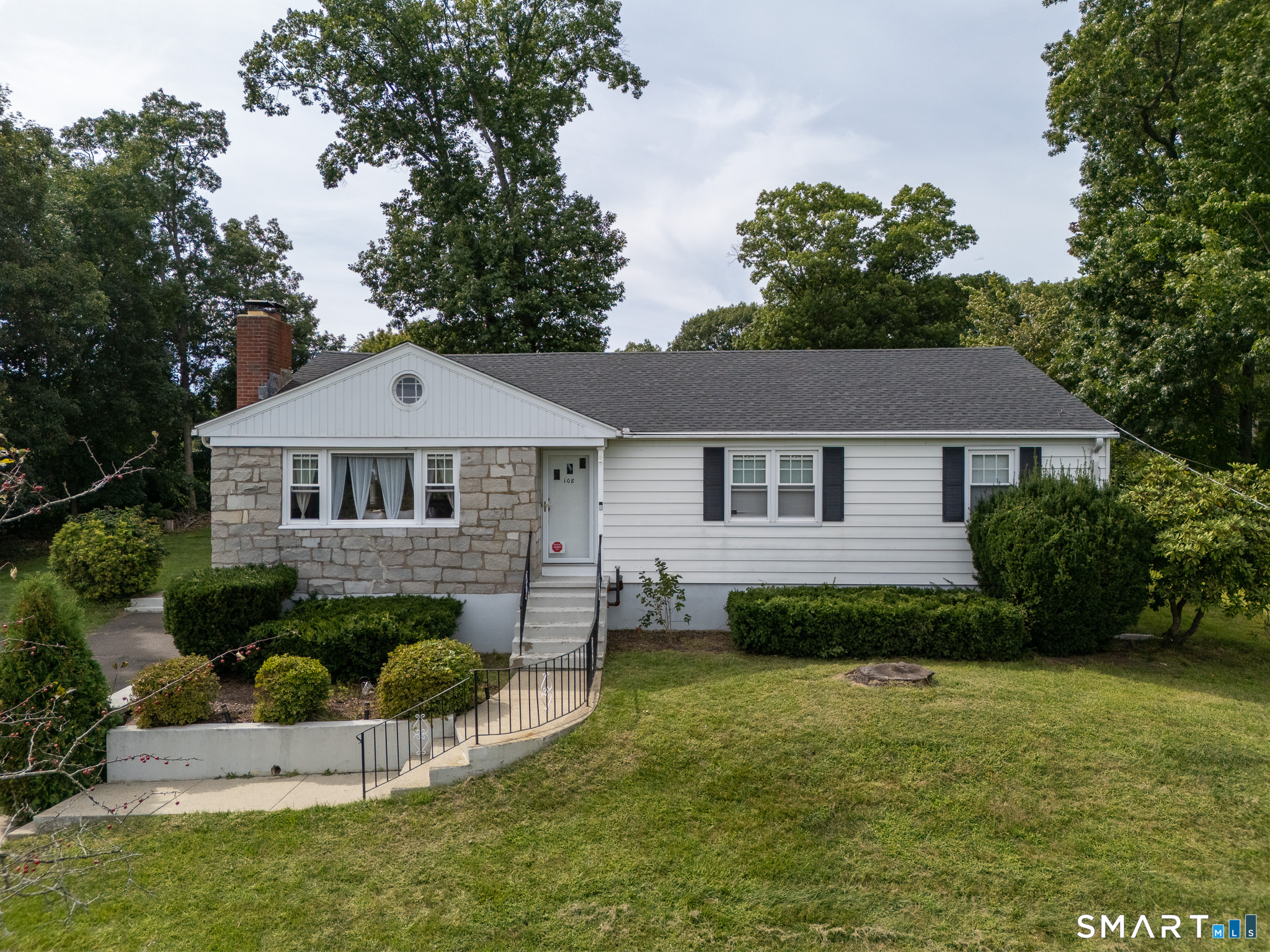 108 Pleasant Avenue