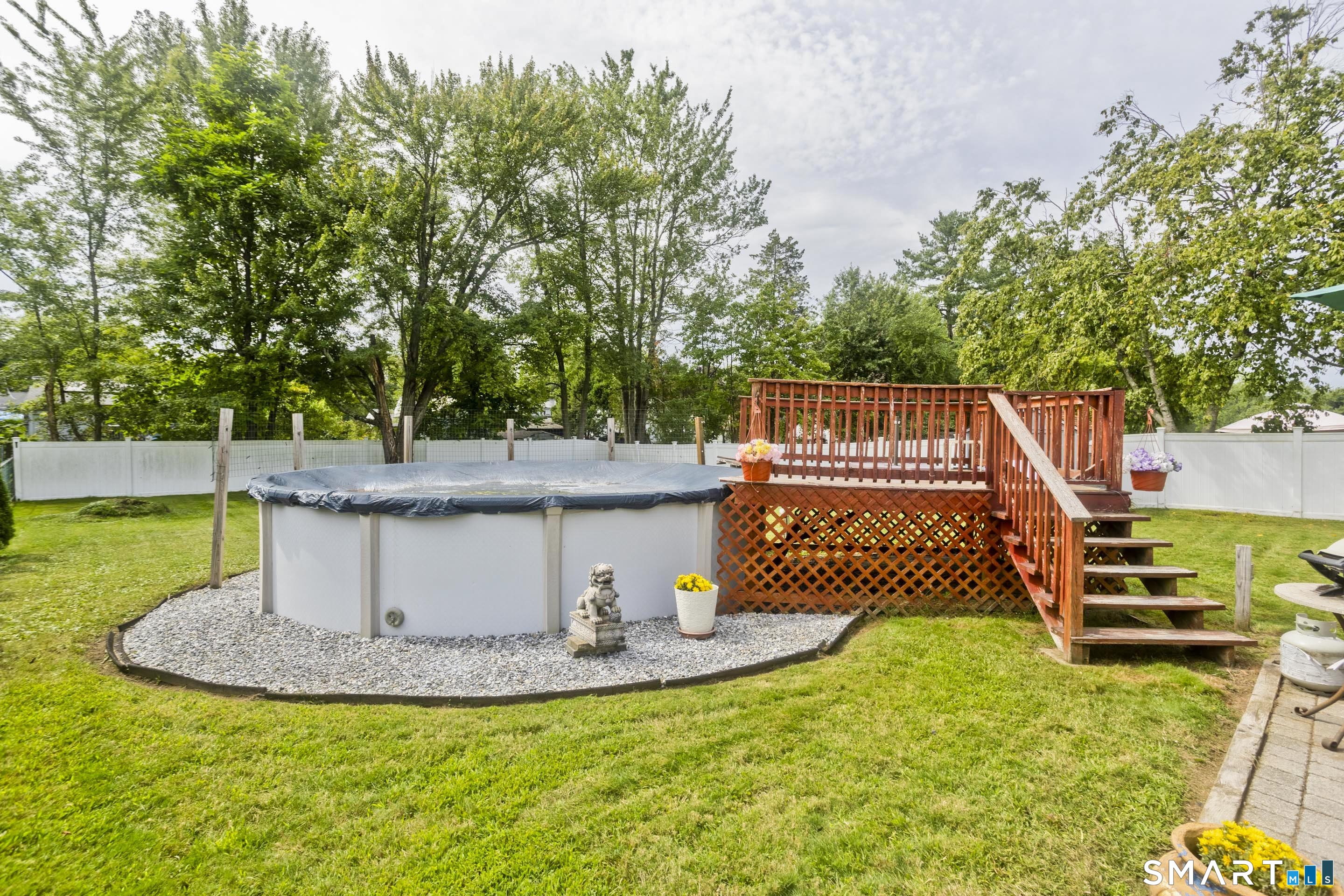23 Yale Drive photo 29