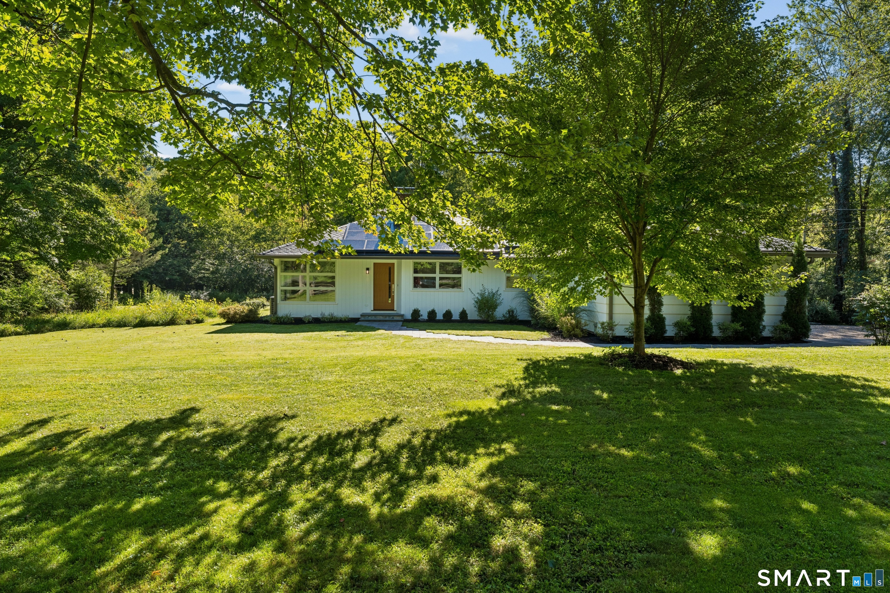 Photo 2 of Single family home for sale at 326 North St, Ridgefield, CT 06877 | MLS# 24204486 | Listing updated on 2026-09-13
